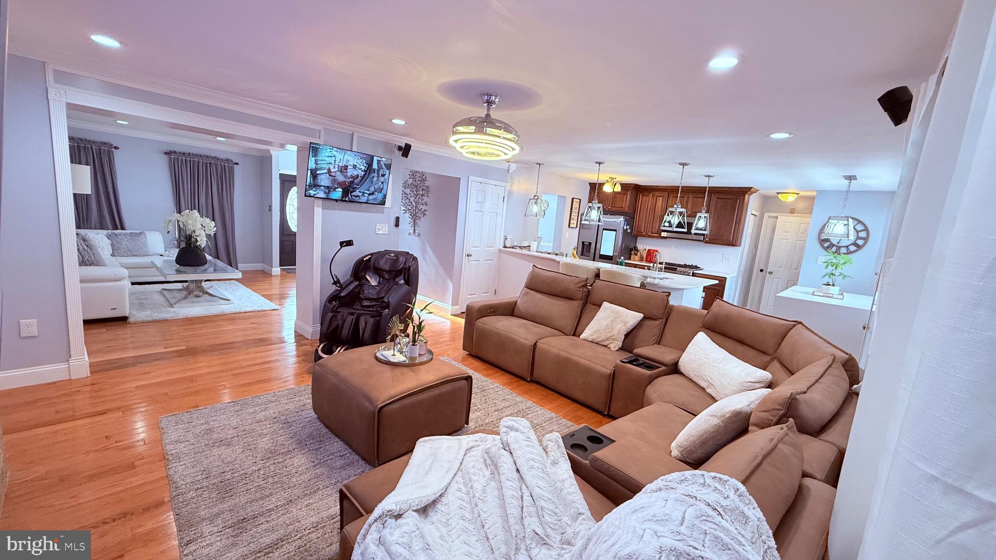 BUSTLETON - Residential