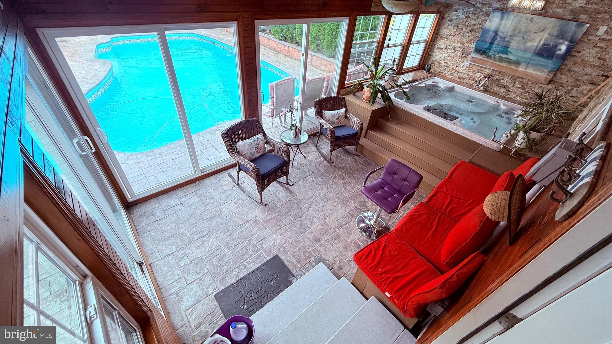 BUSTLETON - Residential