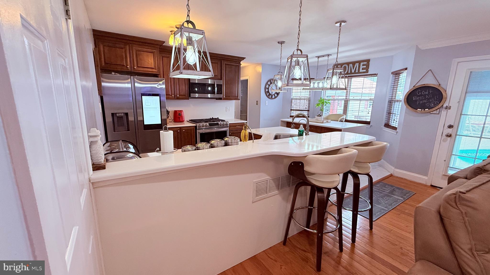 BUSTLETON - Residential