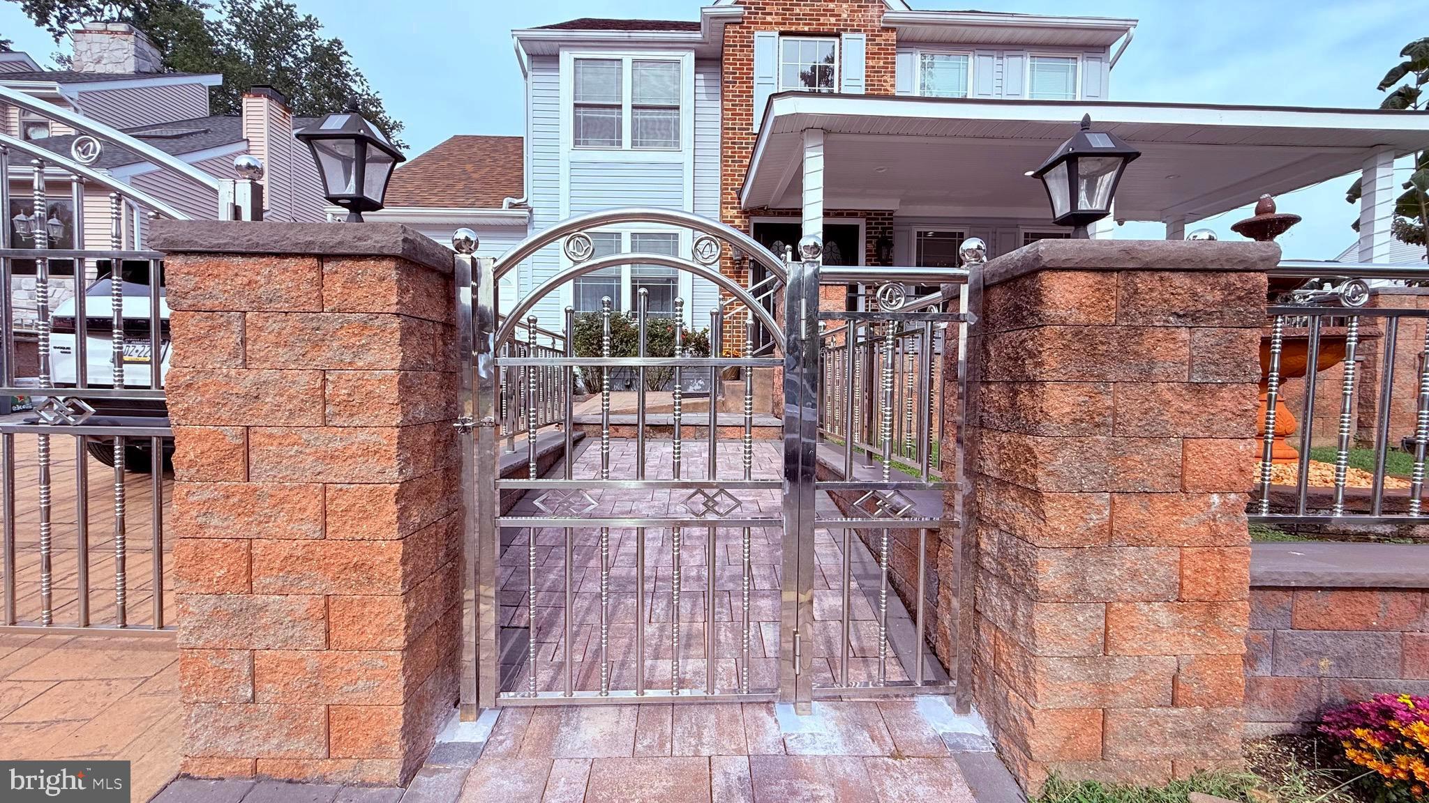 BUSTLETON - Residential