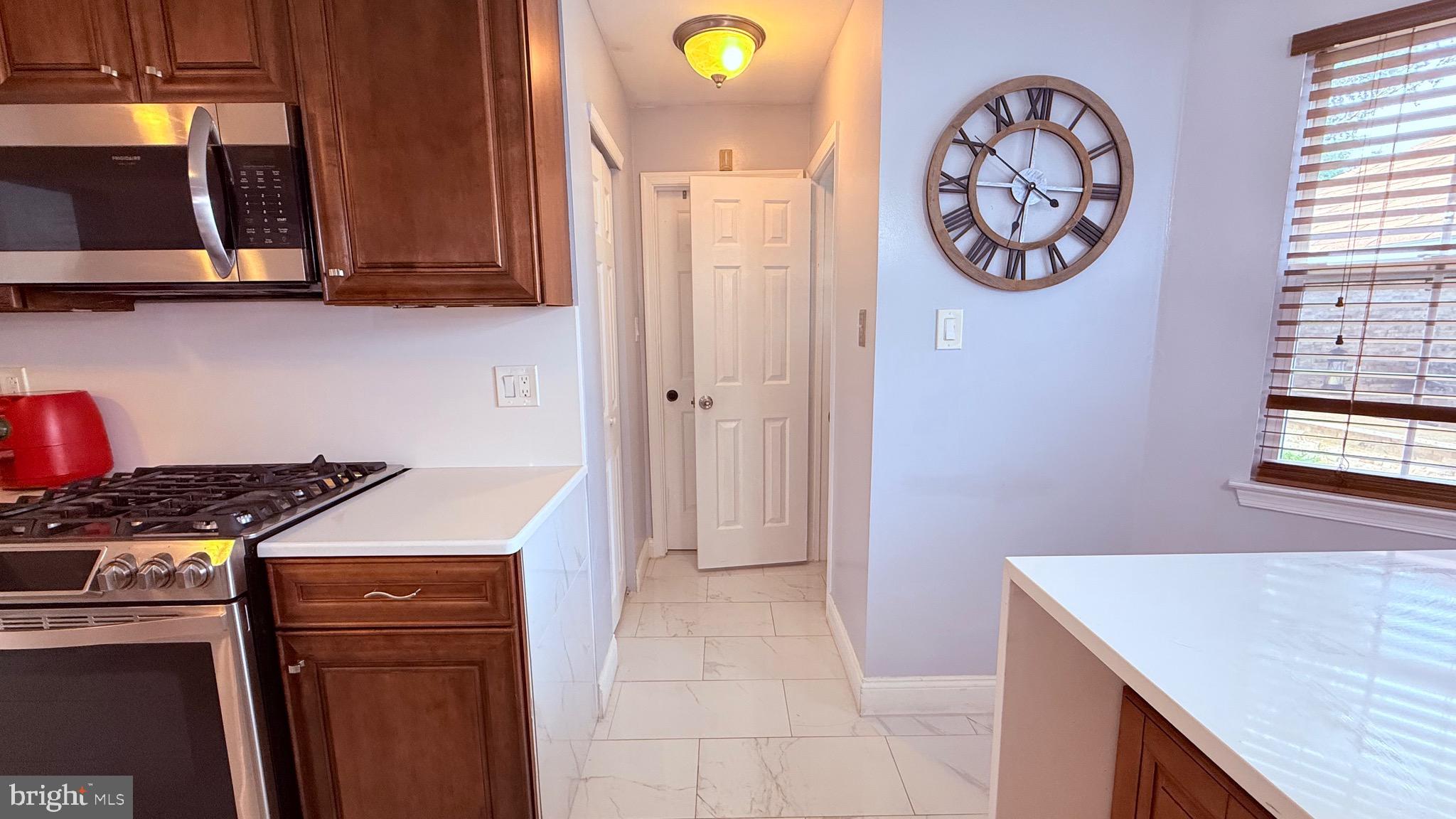 BUSTLETON - Residential