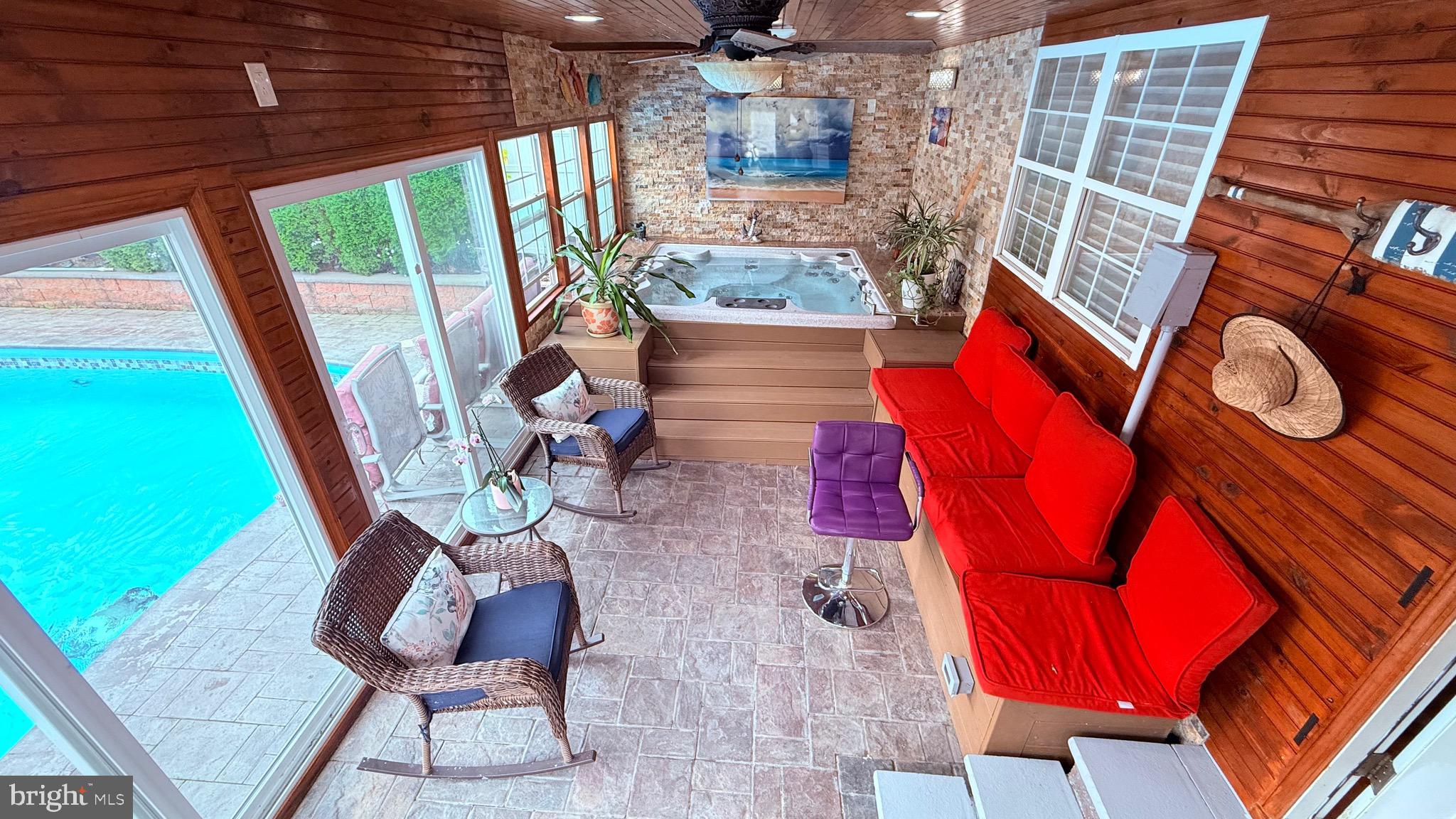 BUSTLETON - Residential