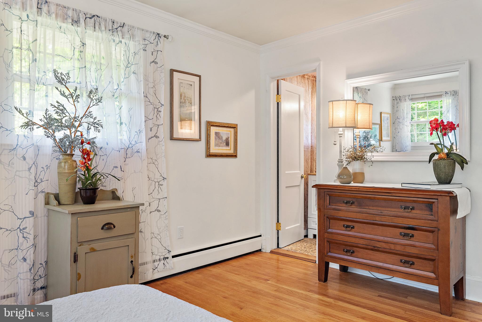 TWIN OAKS - Residential