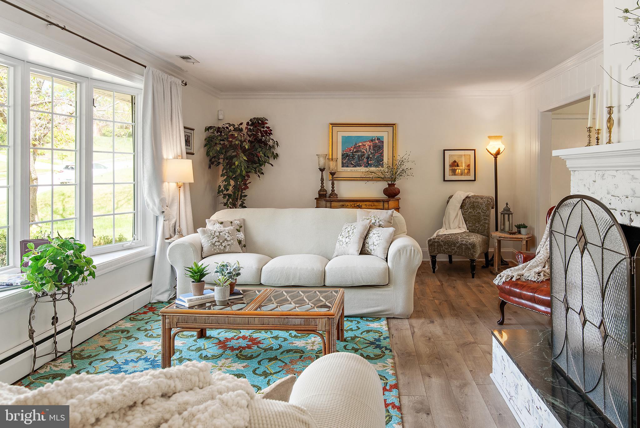 TWIN OAKS - Residential