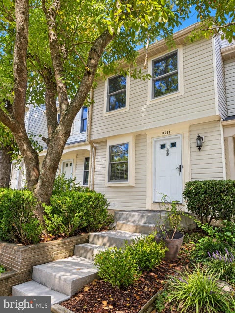 Photo of 8511 Koluder Court, LORTON, VA 22079 (MLS # VAFX2340428)