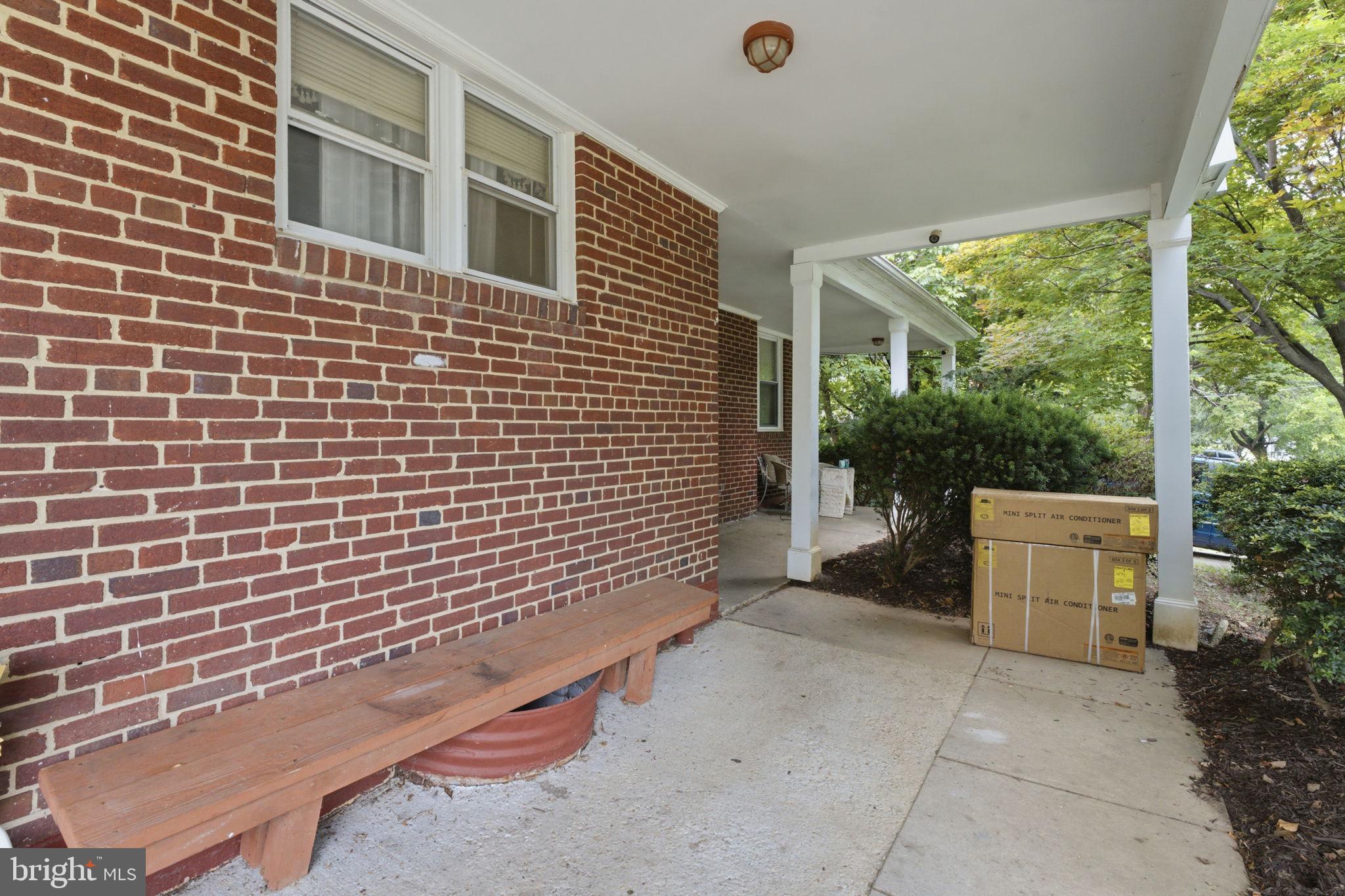 6105 MUNSON HILL ROAD
