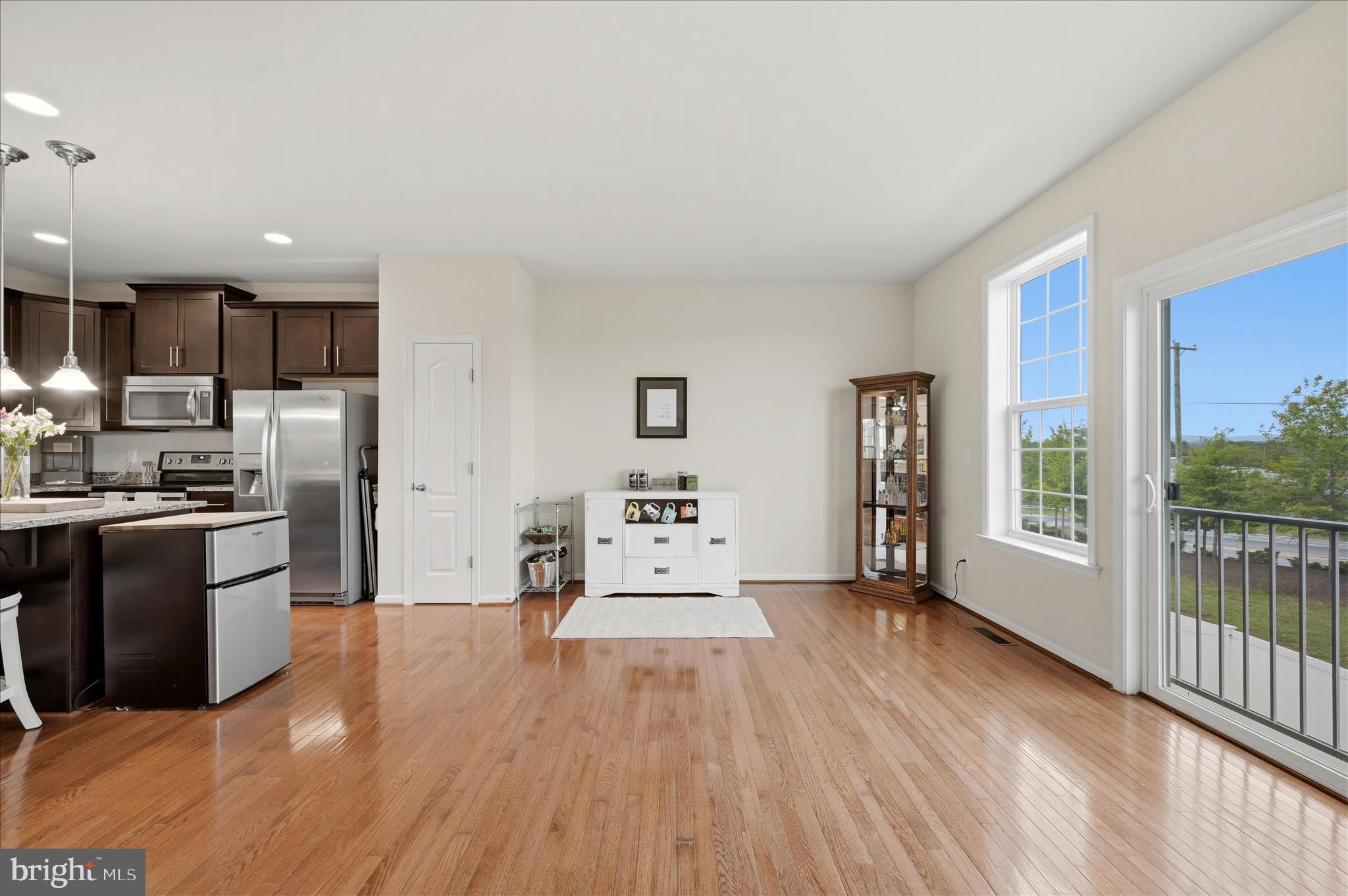 THE TOWNES AT TASKER - Residential