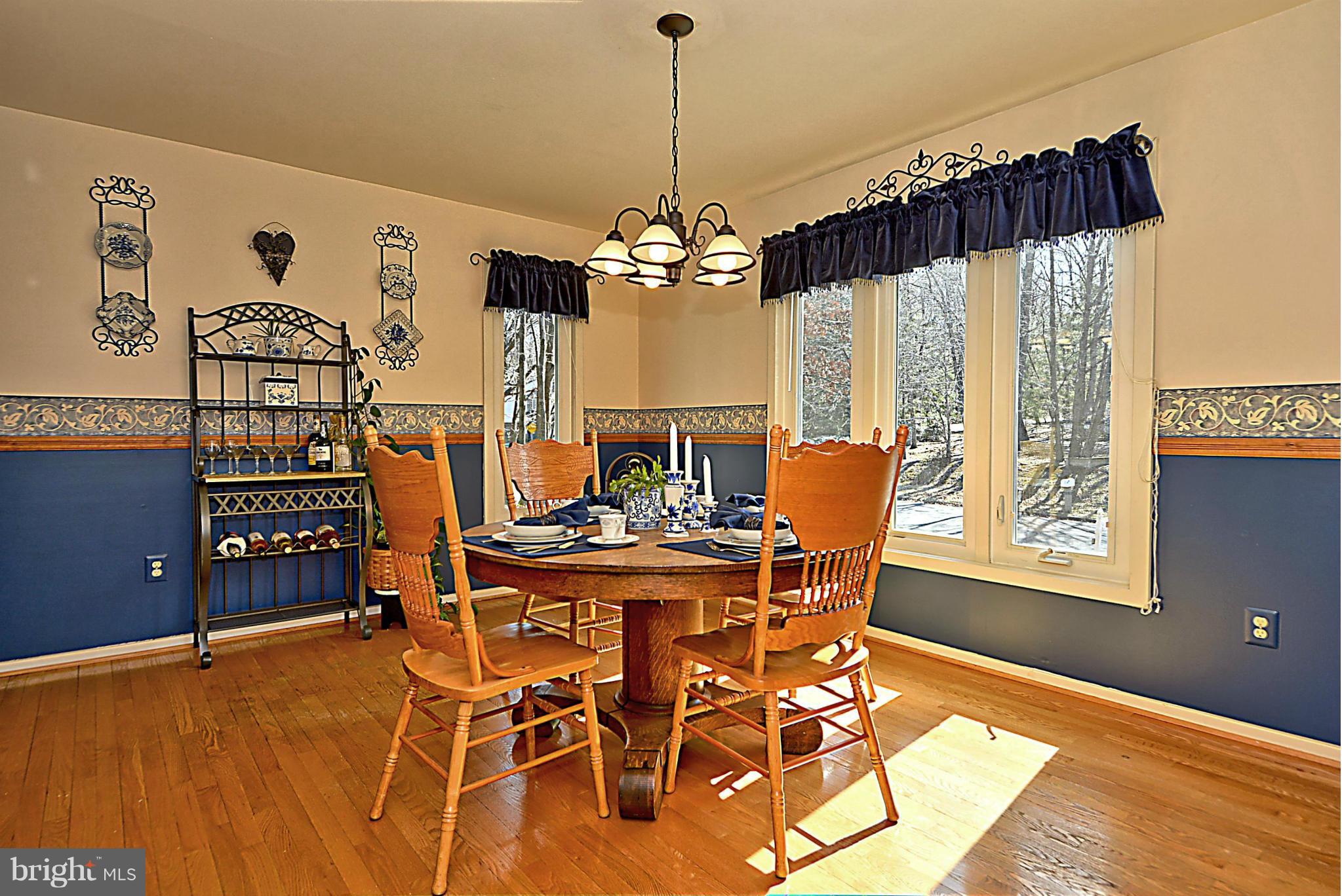 BLUFFS OF WOLF TRAP - Residential