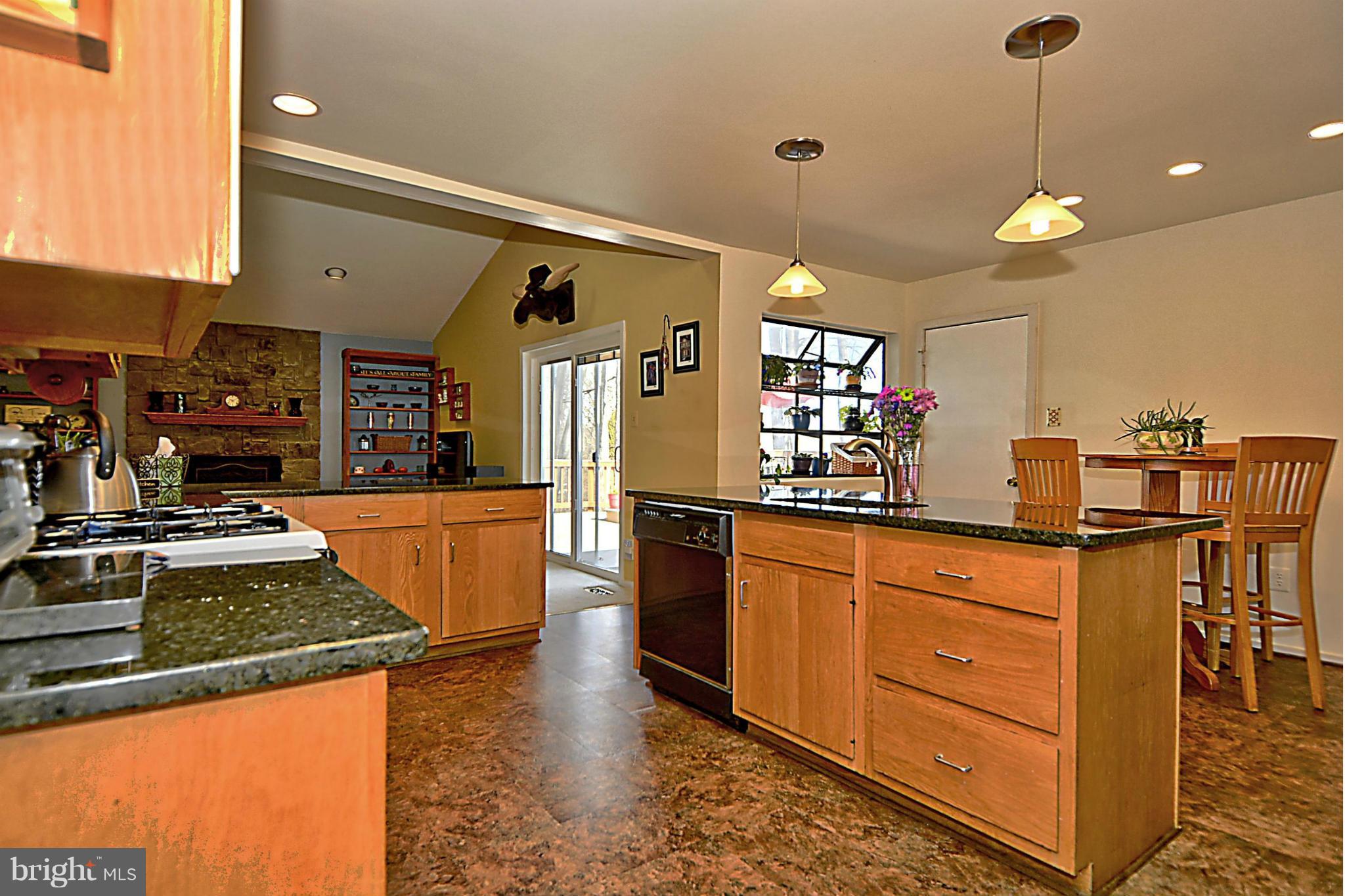 BLUFFS OF WOLF TRAP - Residential