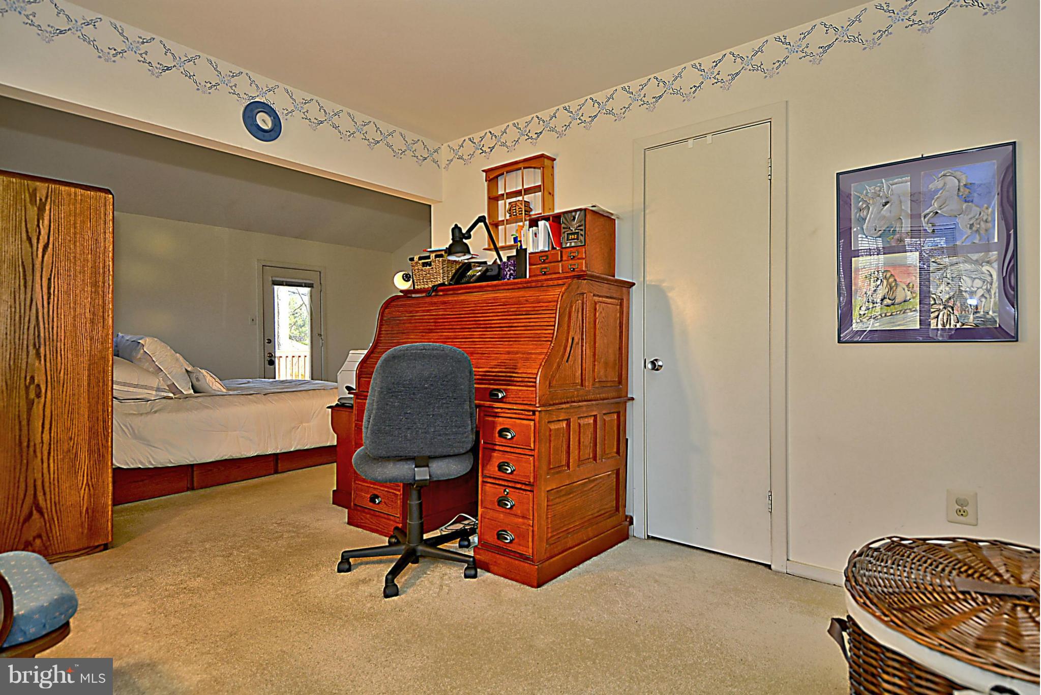 BLUFFS OF WOLF TRAP - Residential