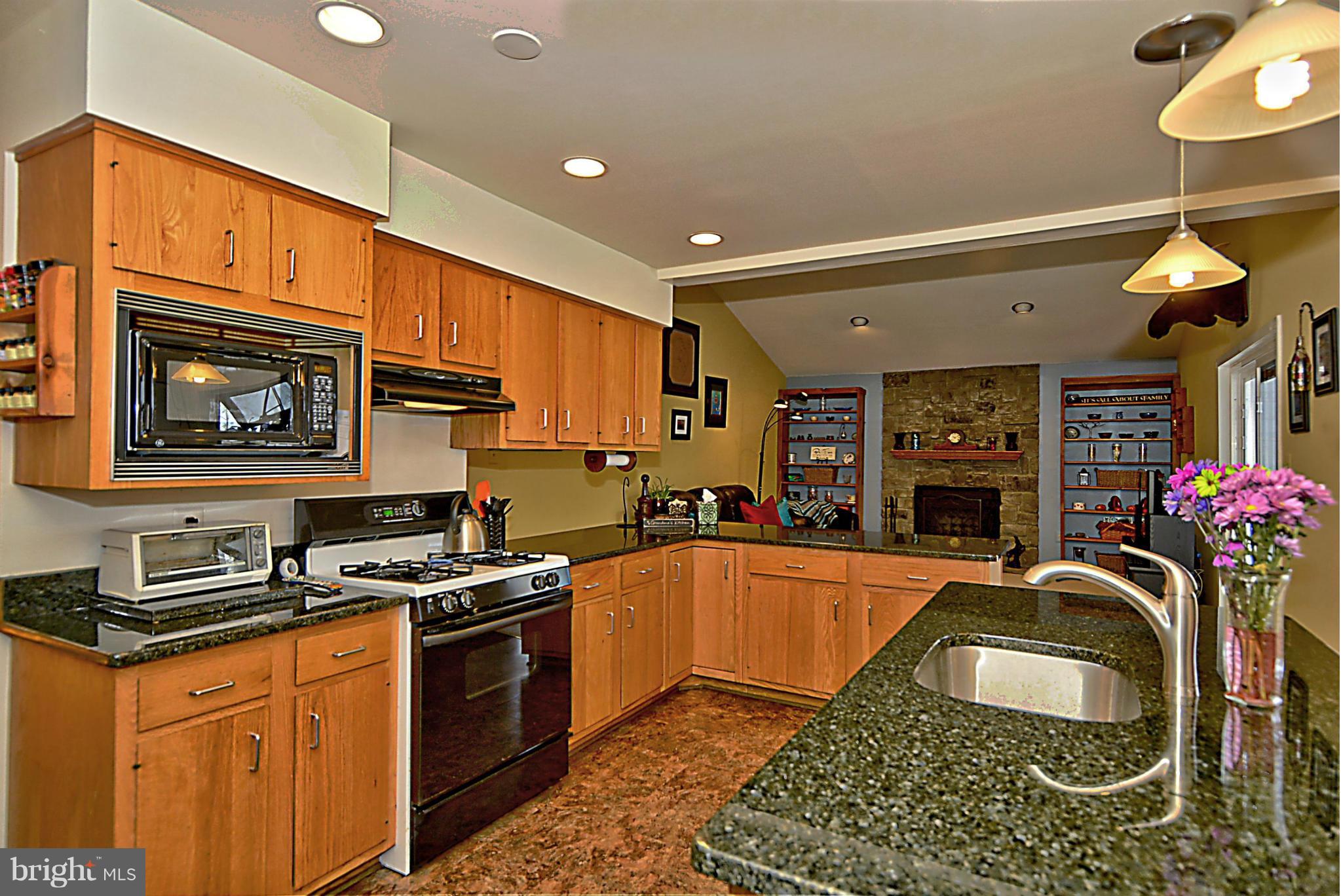 BLUFFS OF WOLF TRAP - Residential