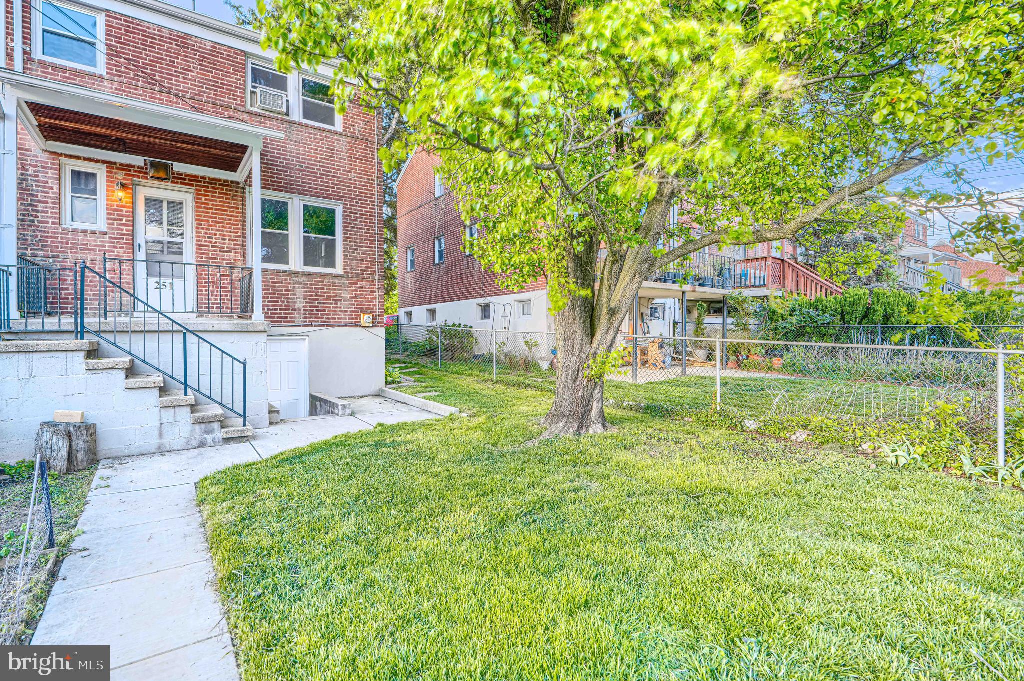 AIGBURTH - Residential