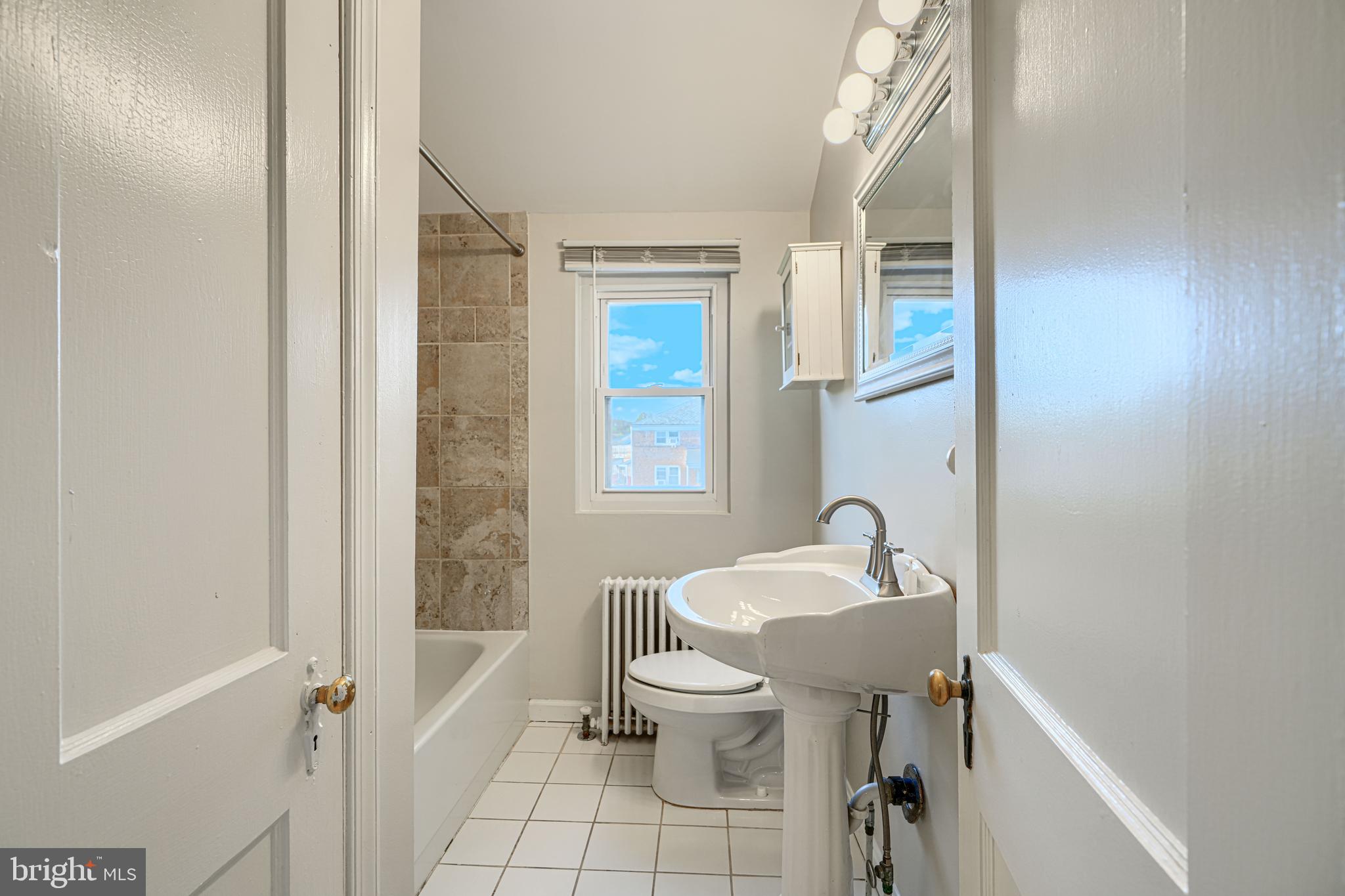 AIGBURTH - Residential