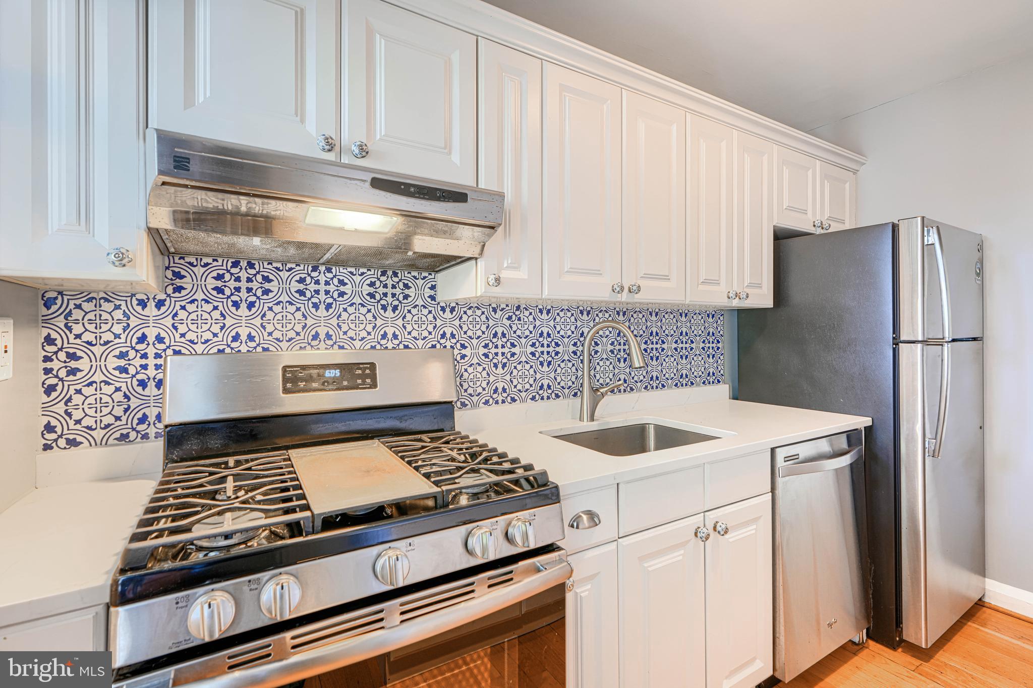 AIGBURTH - Residential