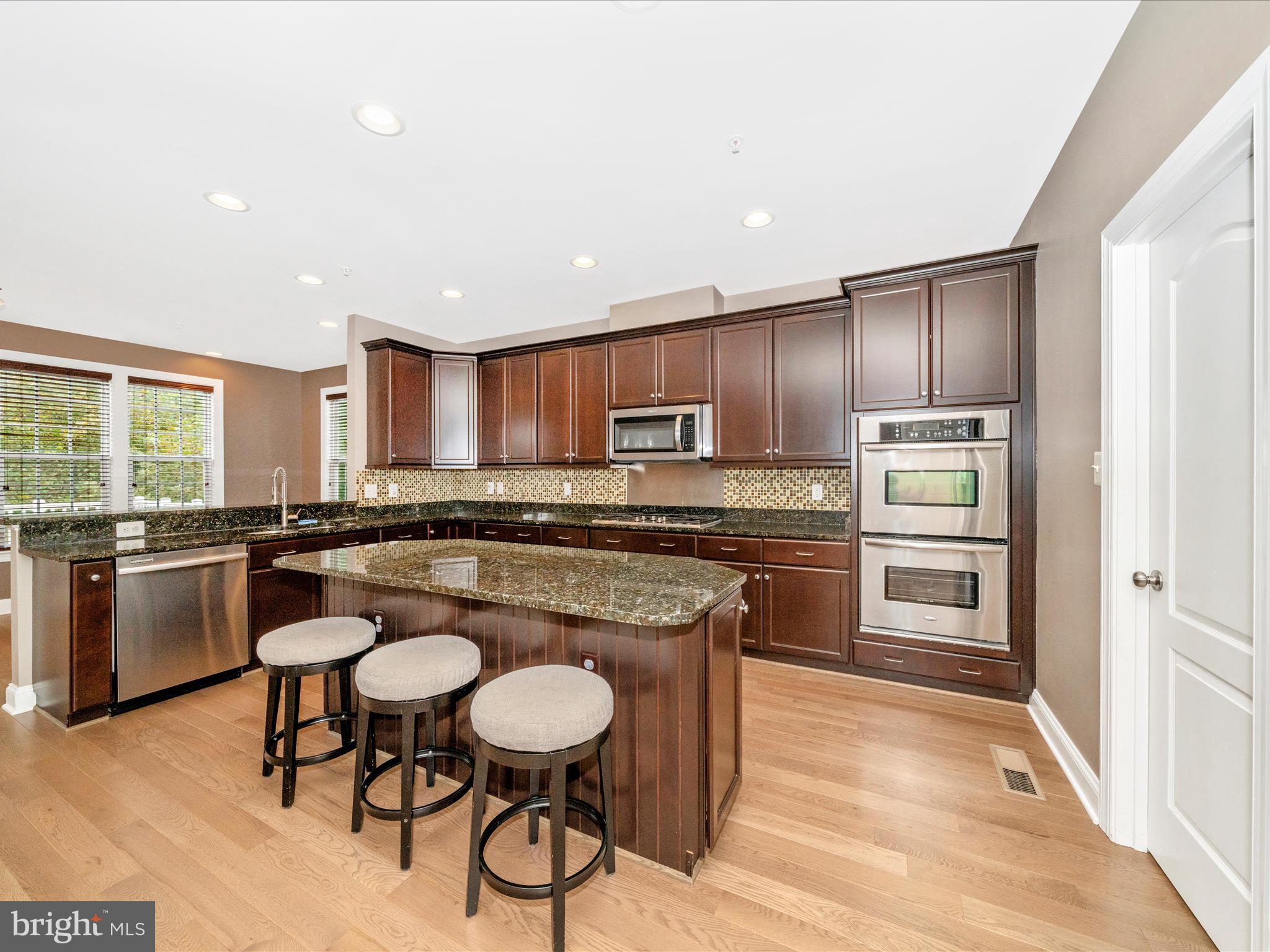 URBANA - Residential Lease