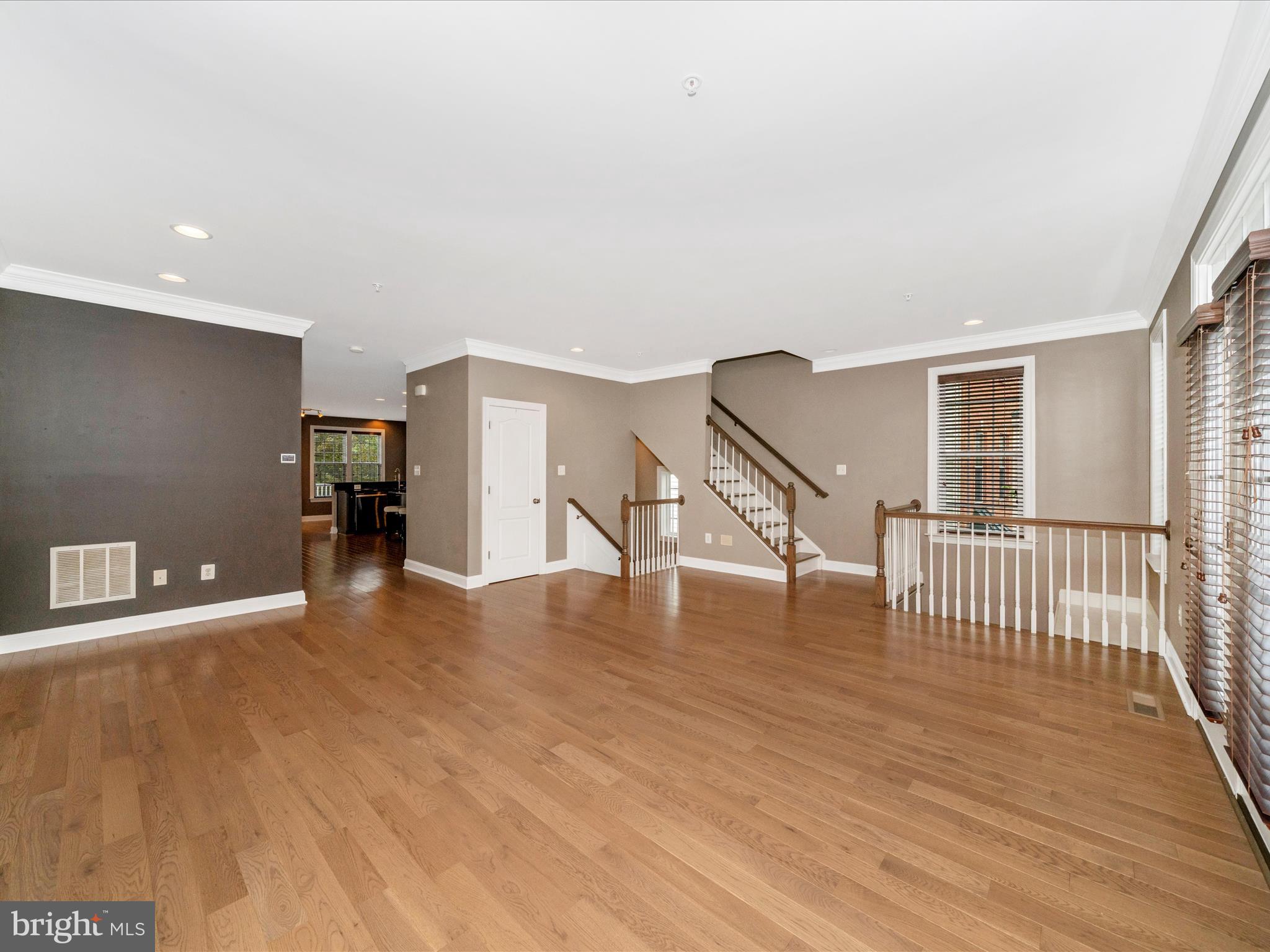 URBANA - Residential Lease