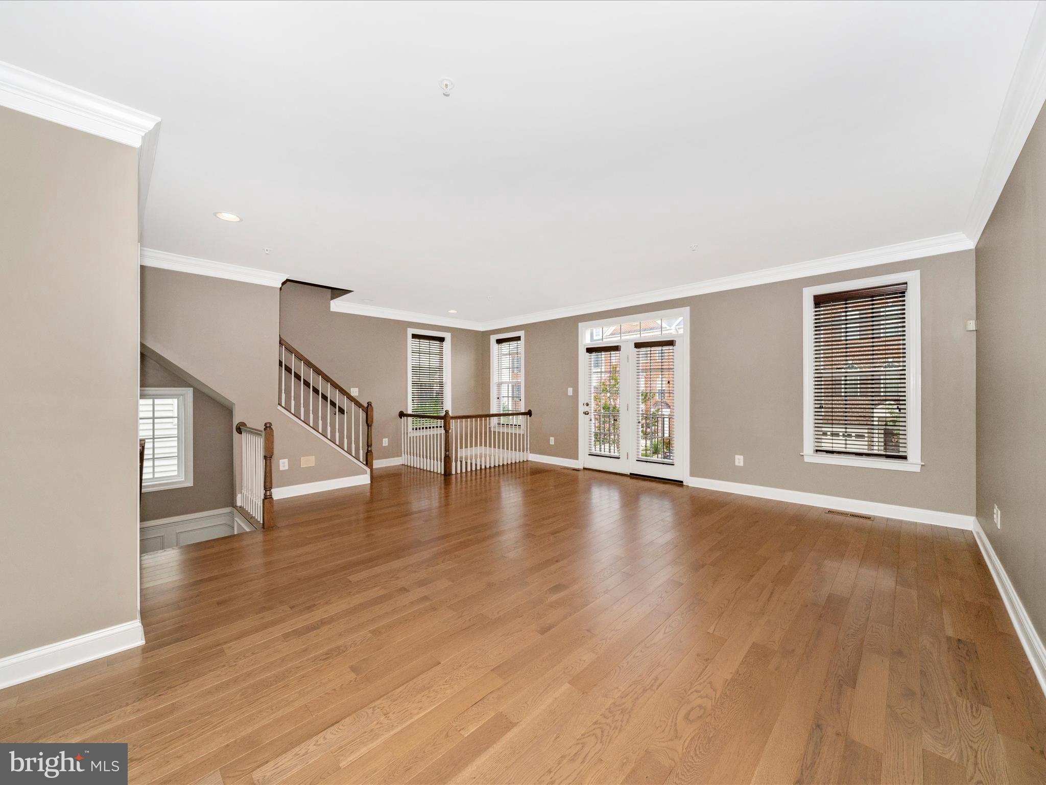 URBANA - Residential Lease