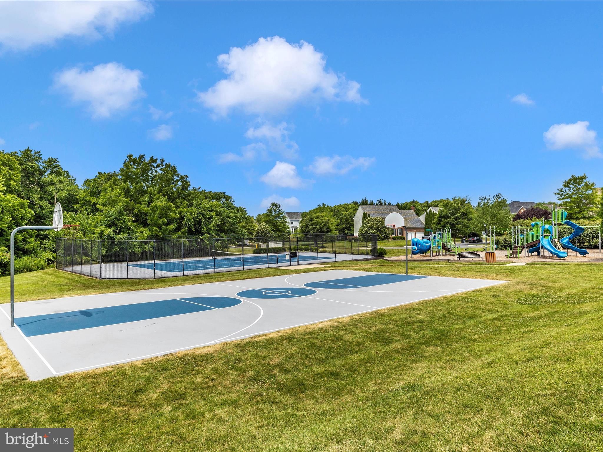 URBANA - Residential Lease