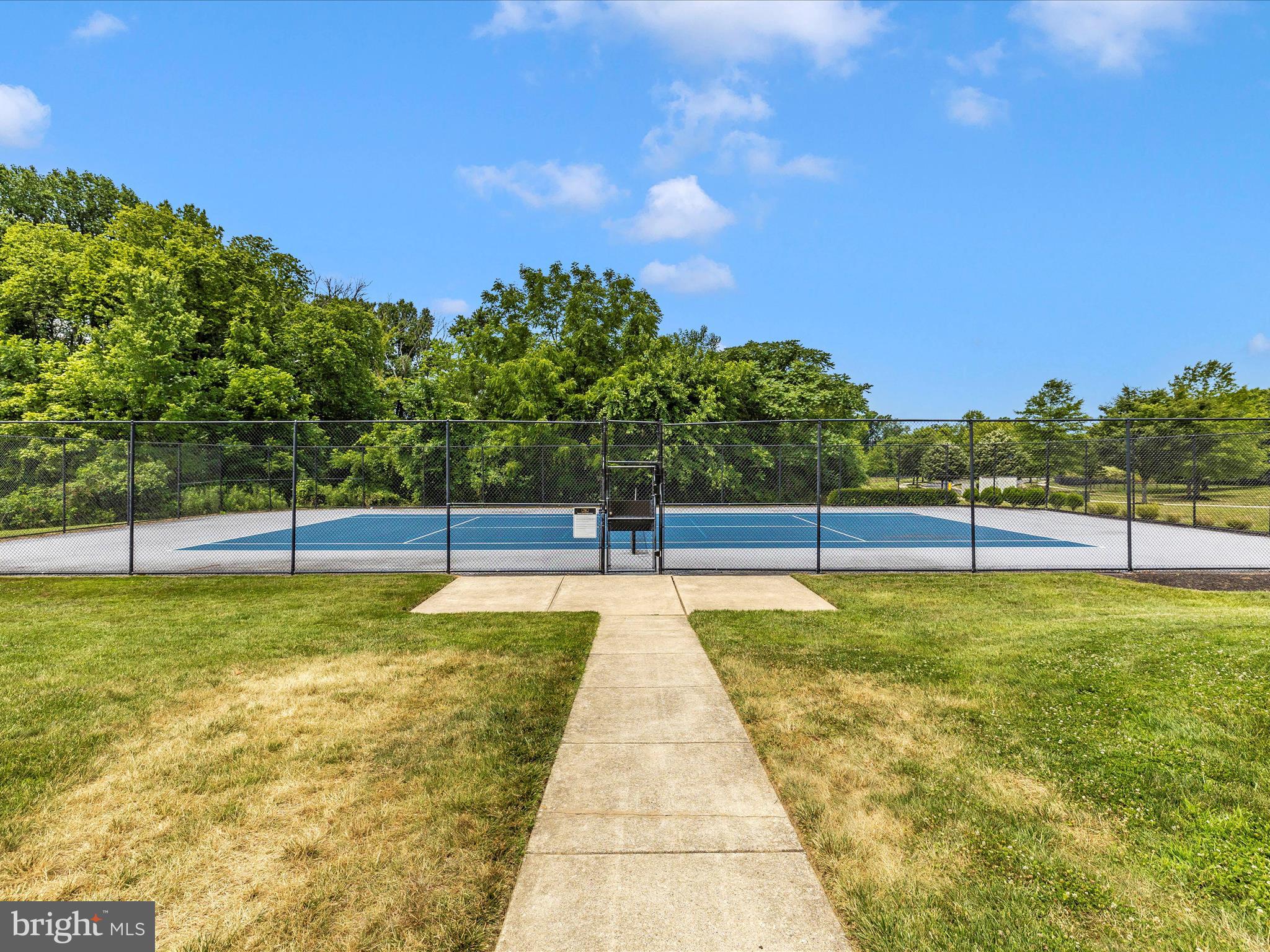 URBANA - Residential Lease