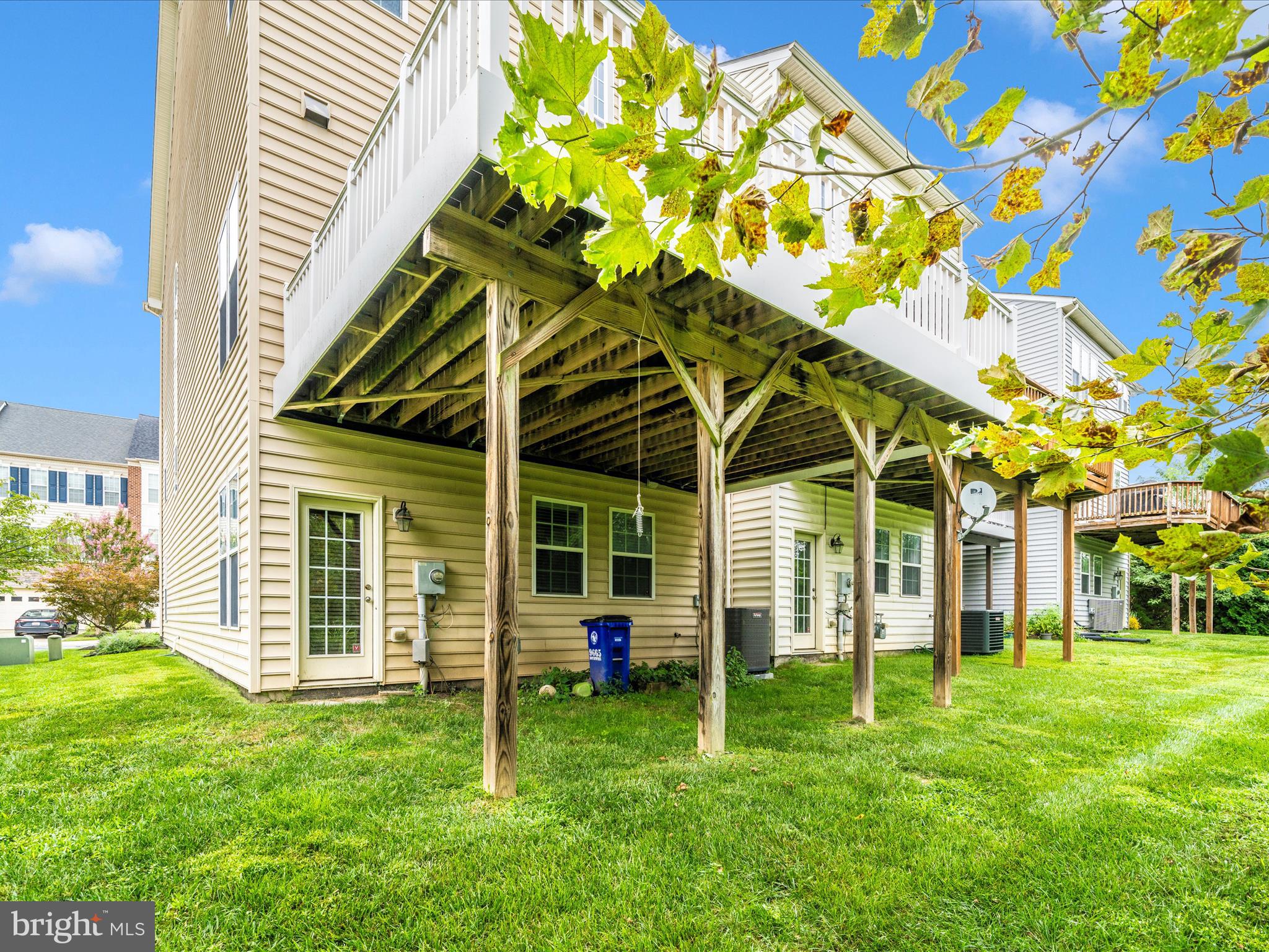 URBANA - Residential Lease