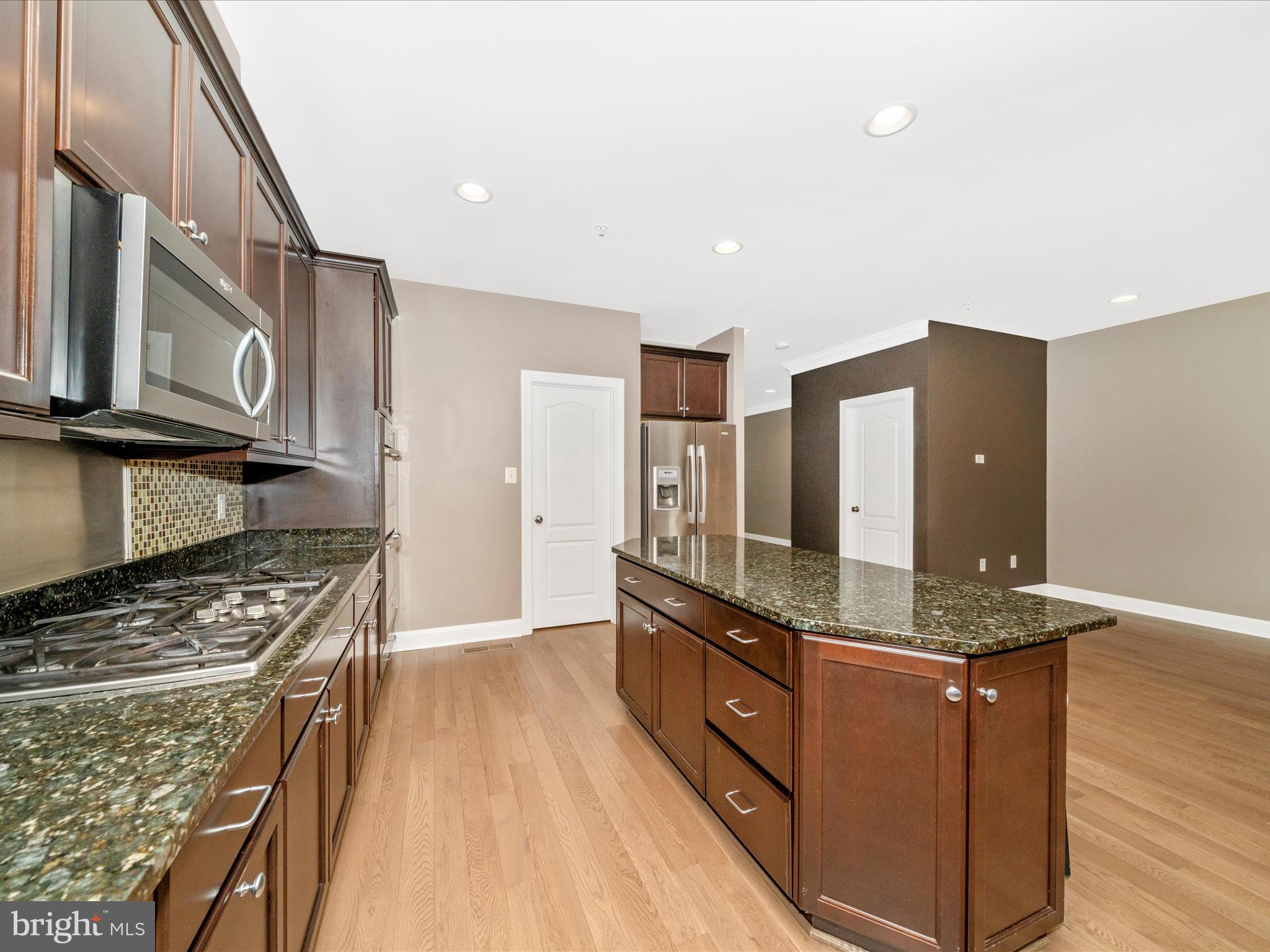 URBANA - Residential Lease