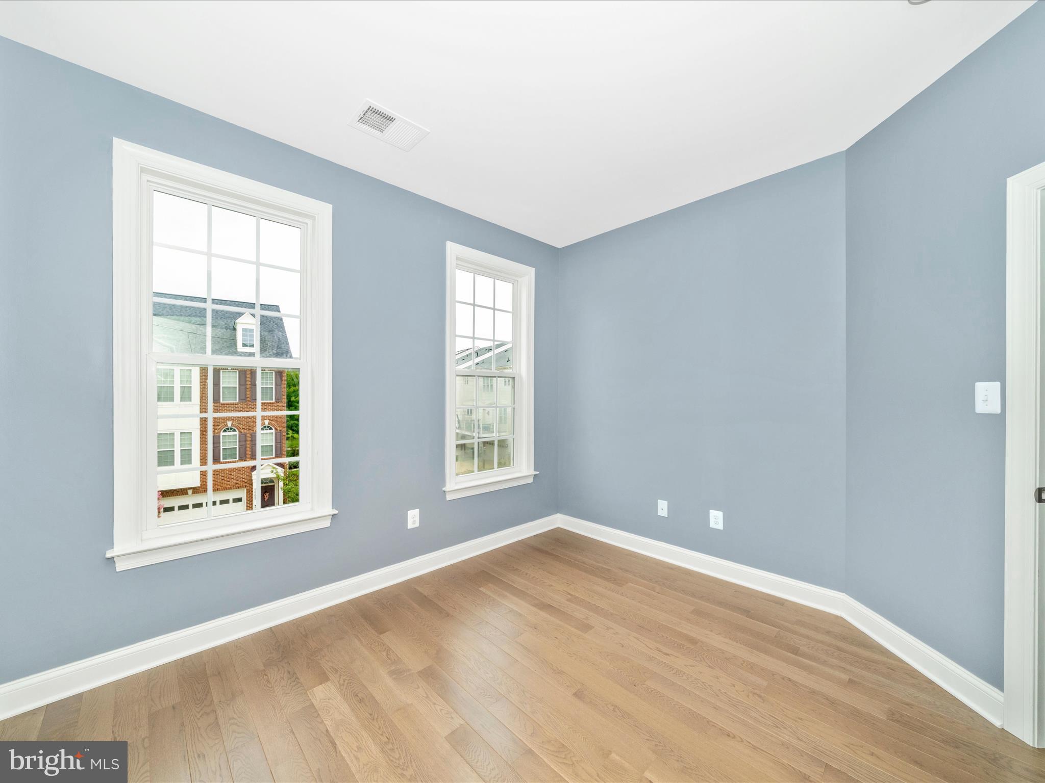 URBANA - Residential Lease