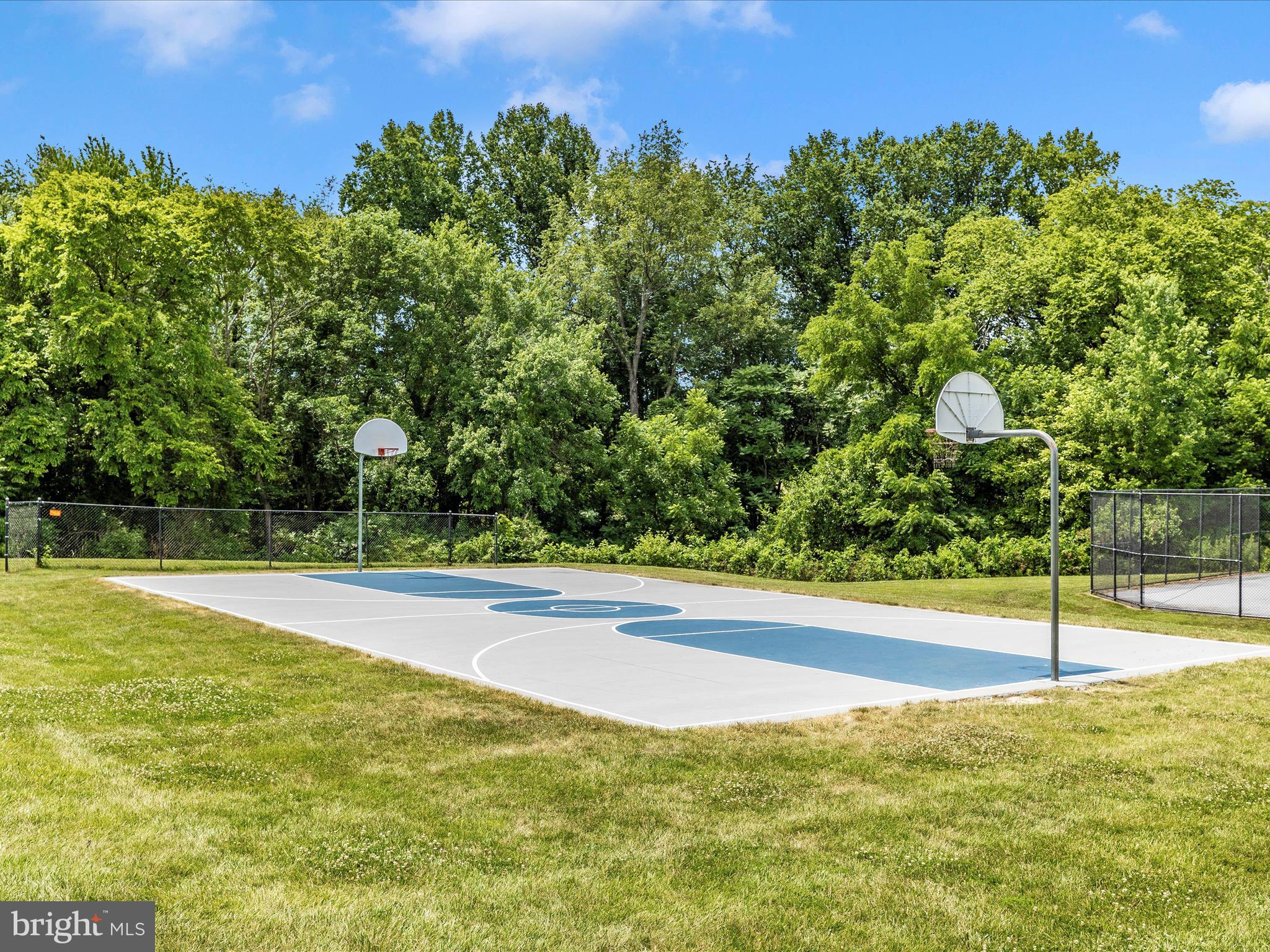 URBANA - Residential Lease