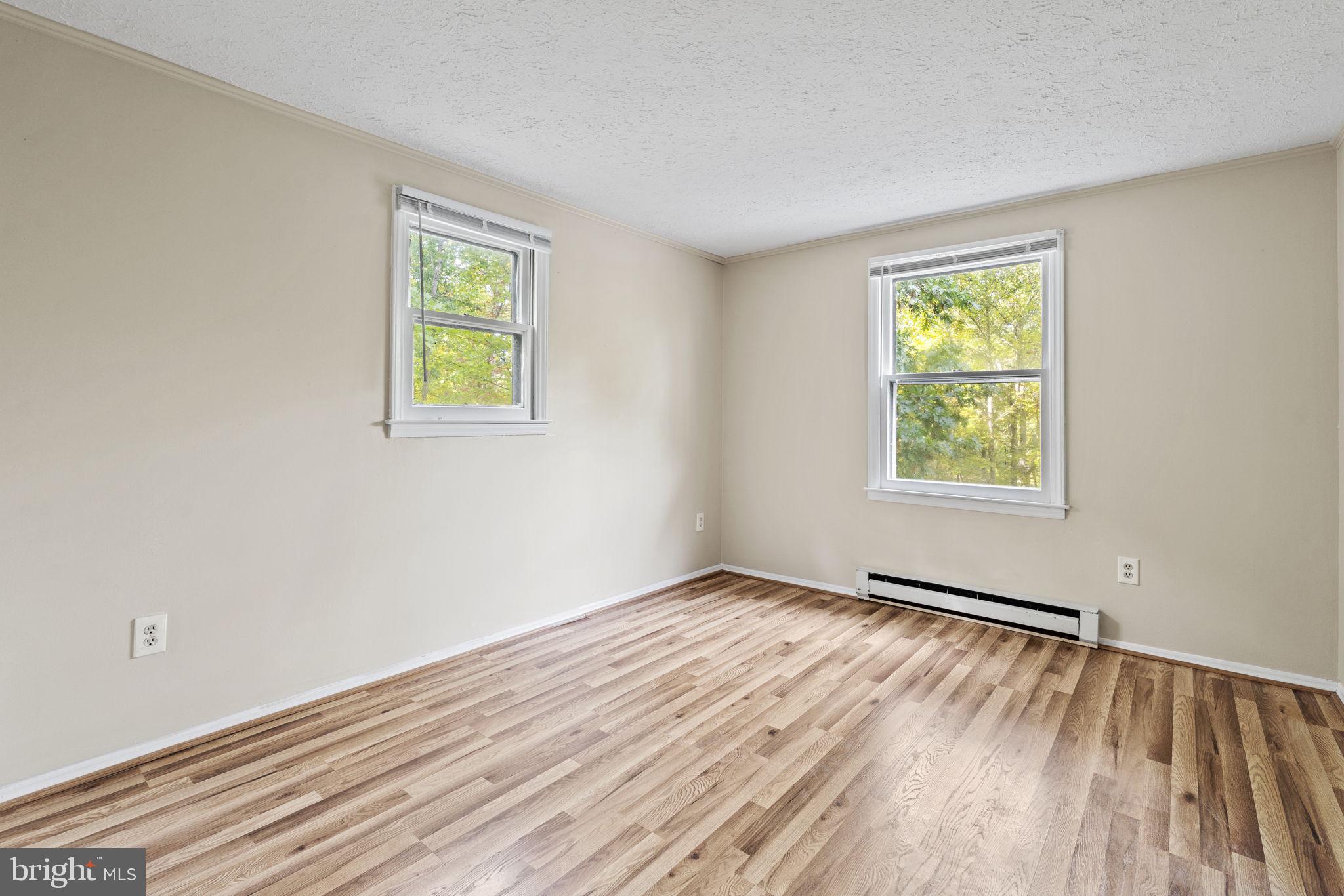 SHANNONDALE - Residential Lease