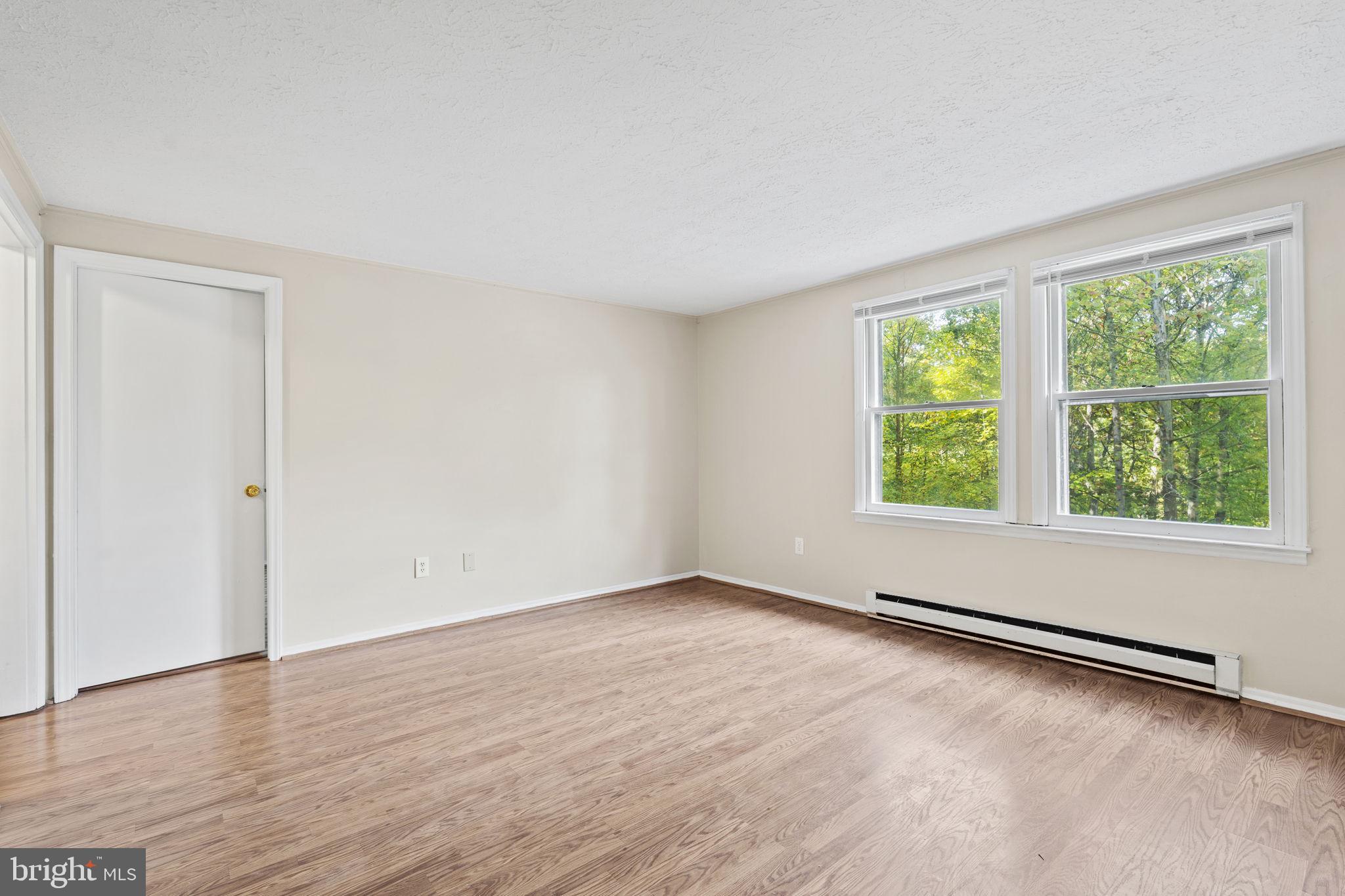 SHANNONDALE - Residential Lease