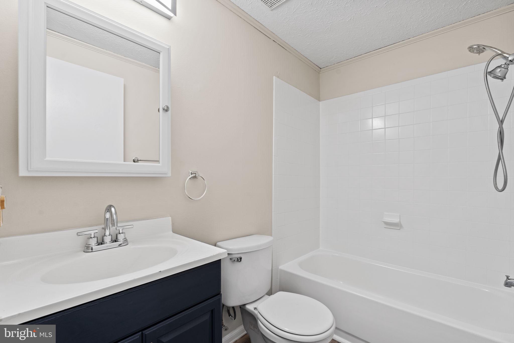 SHANNONDALE - Residential Lease