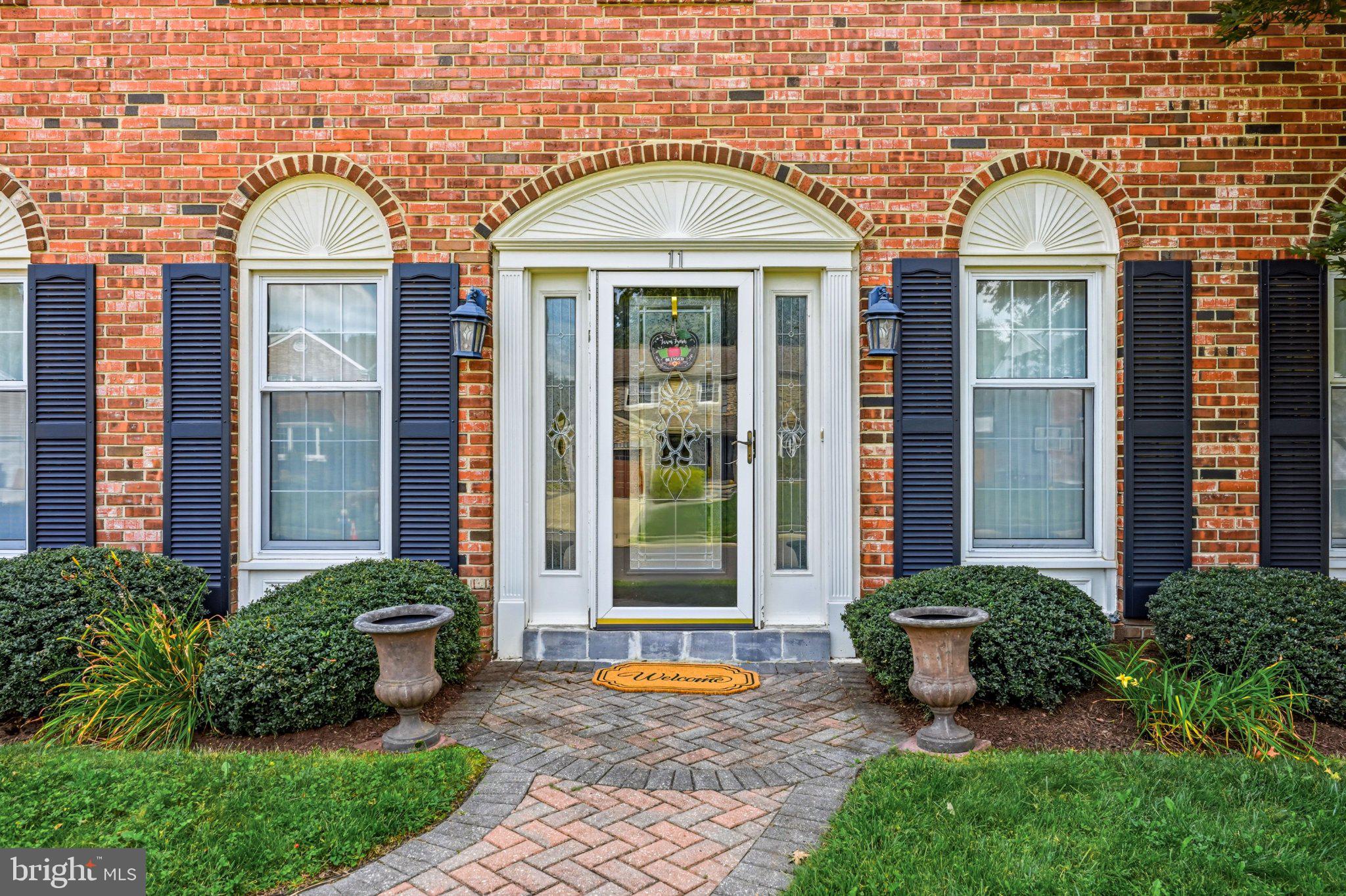 11 TELFORD LANE