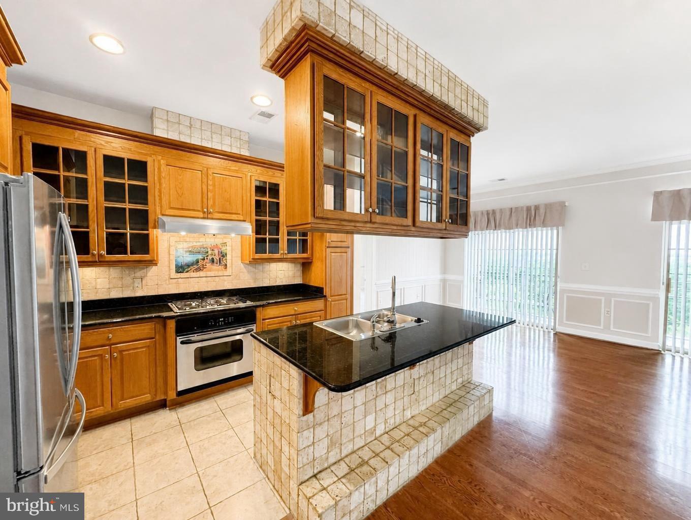 810 BELMONT BAY DRIVE 501