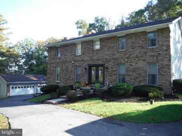 189 ORE BANK ROAD DILLSBURG PA 17019