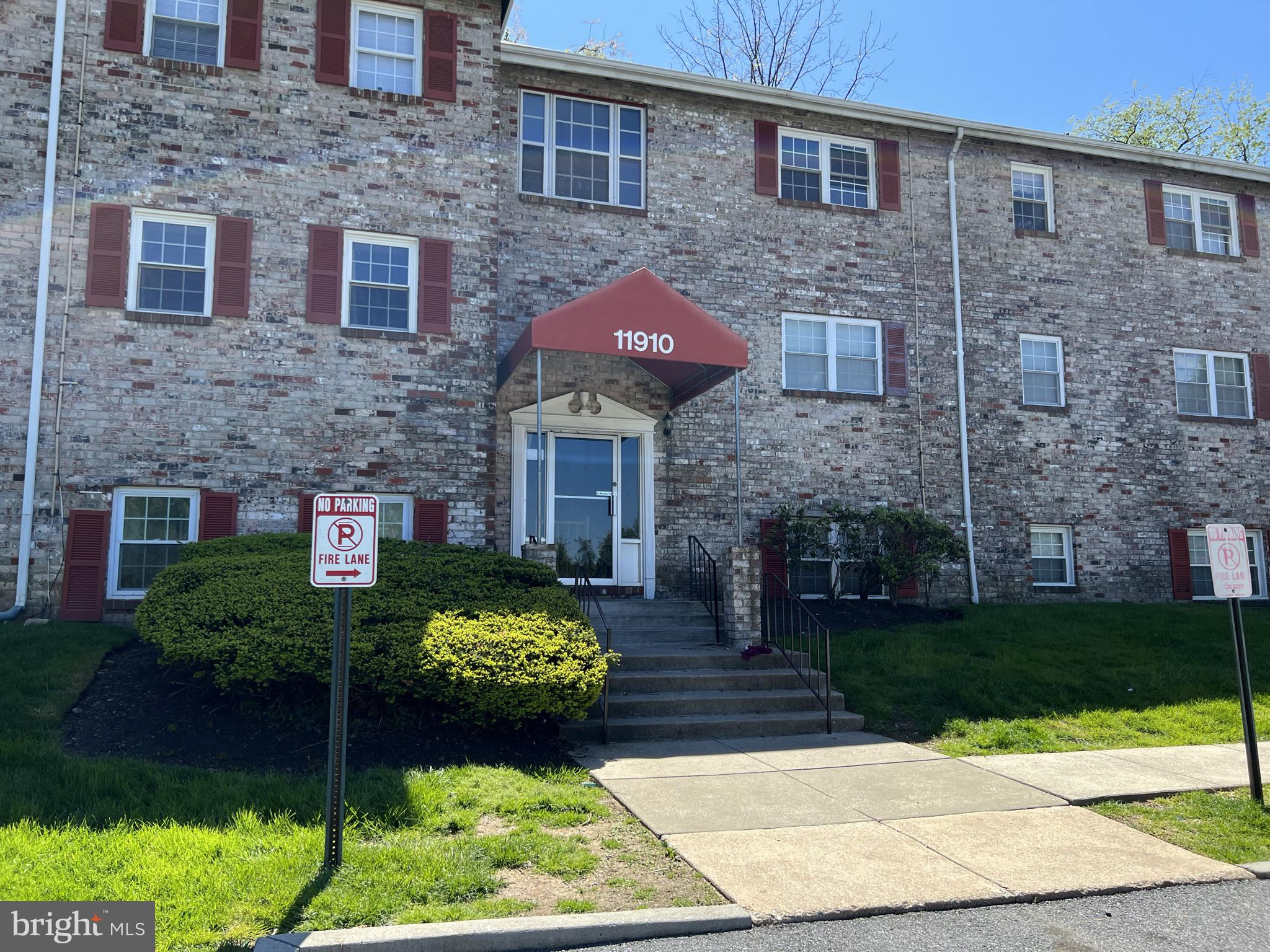 GARDENS AT OWINGS MILLS - Residential Lease