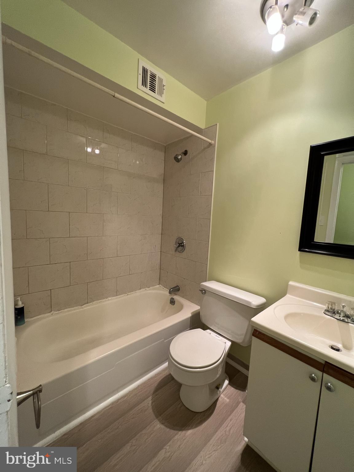 GARDENS AT OWINGS MILLS - Residential Lease