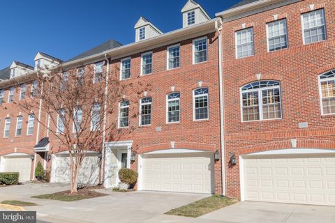 20366 CLOVER FIELD TERRACE STERLING VA 20165