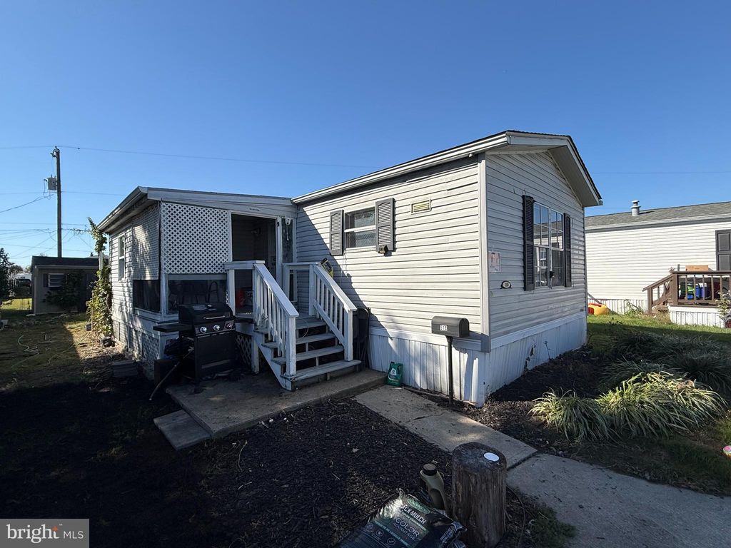 Photo of 518 6th Avenue, WILMINGTON, DE 19808 (MLS # DENC2090902)