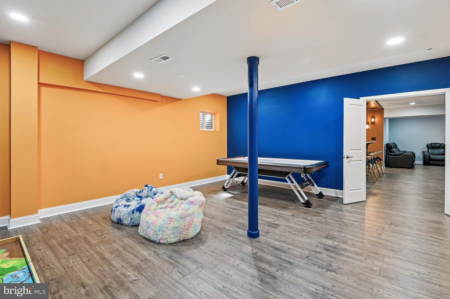 VILLAGES AT TURF VALLEY - Residential