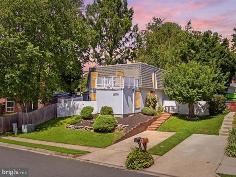Photo of 12703 Torrington Street, WOODBRIDGE, VA 22192 (MLS # VAPW2133432)