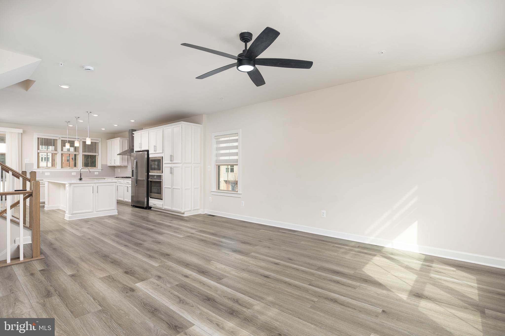 BOULEVARD VI TOWNS - Residential