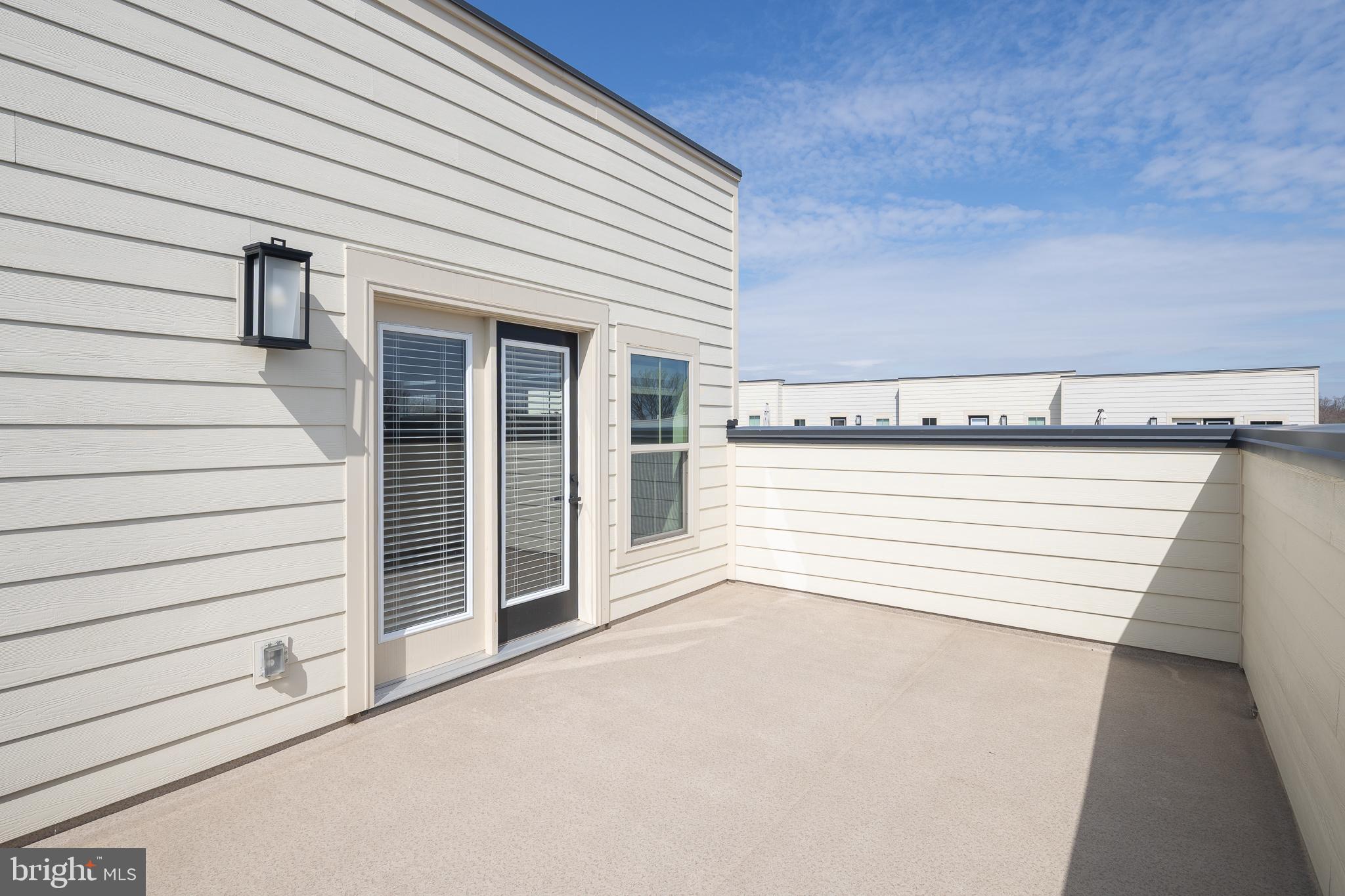 BOULEVARD VI TOWNS - Residential