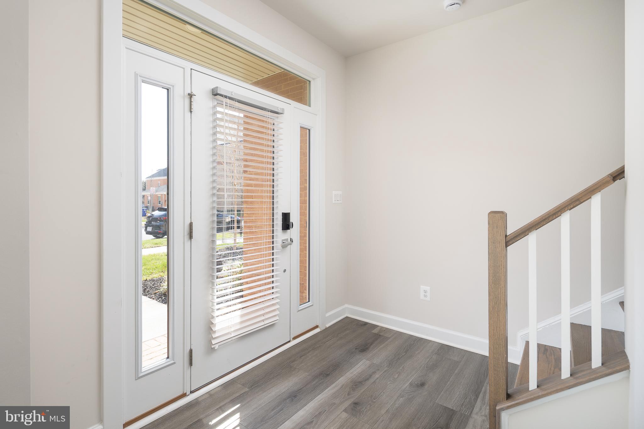 BOULEVARD VI TOWNS - Residential