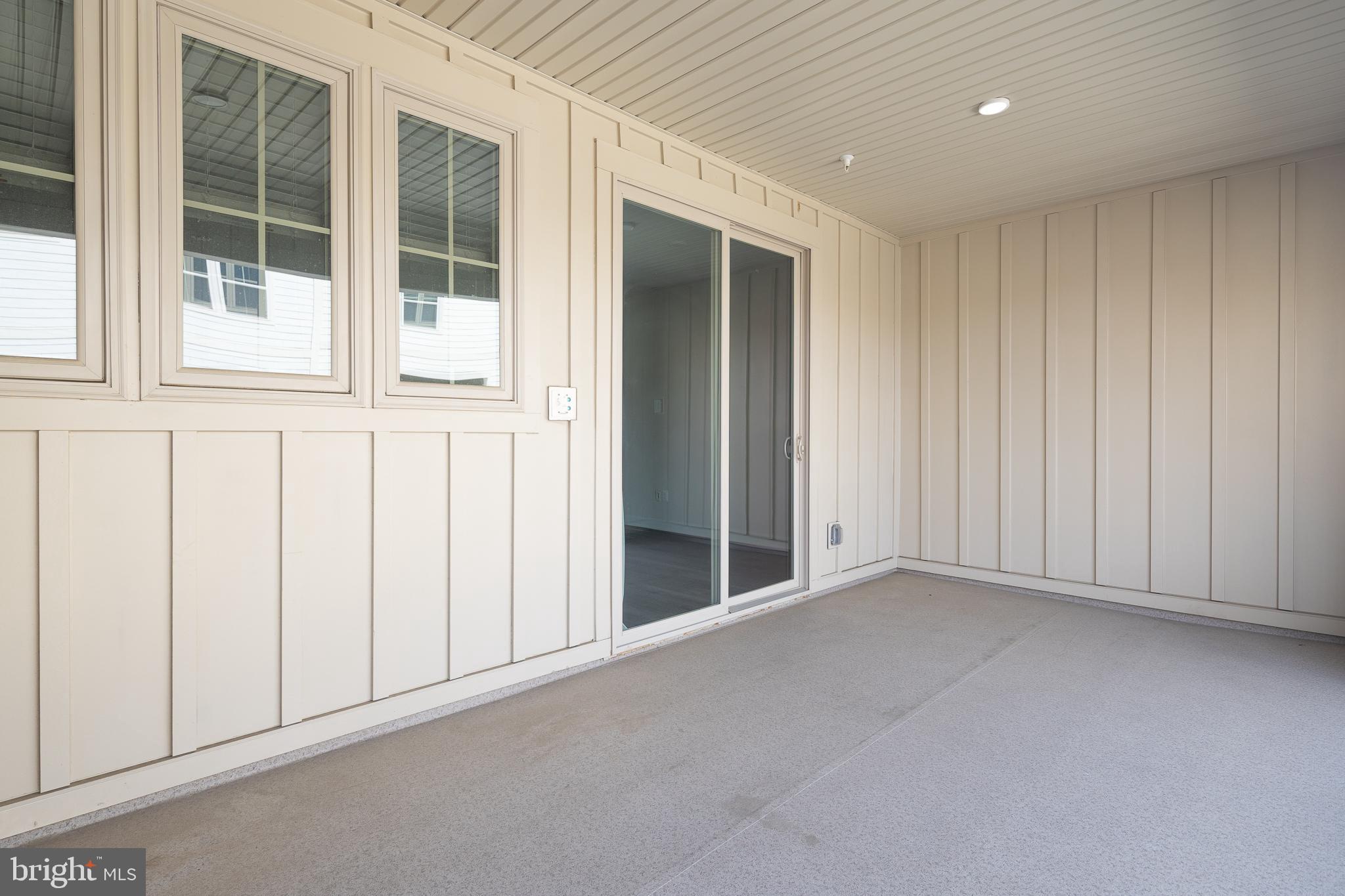 BOULEVARD VI TOWNS - Residential