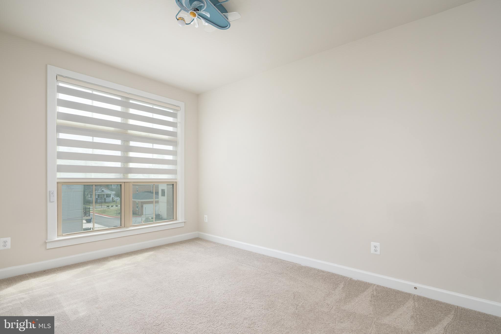 BOULEVARD VI TOWNS - Residential