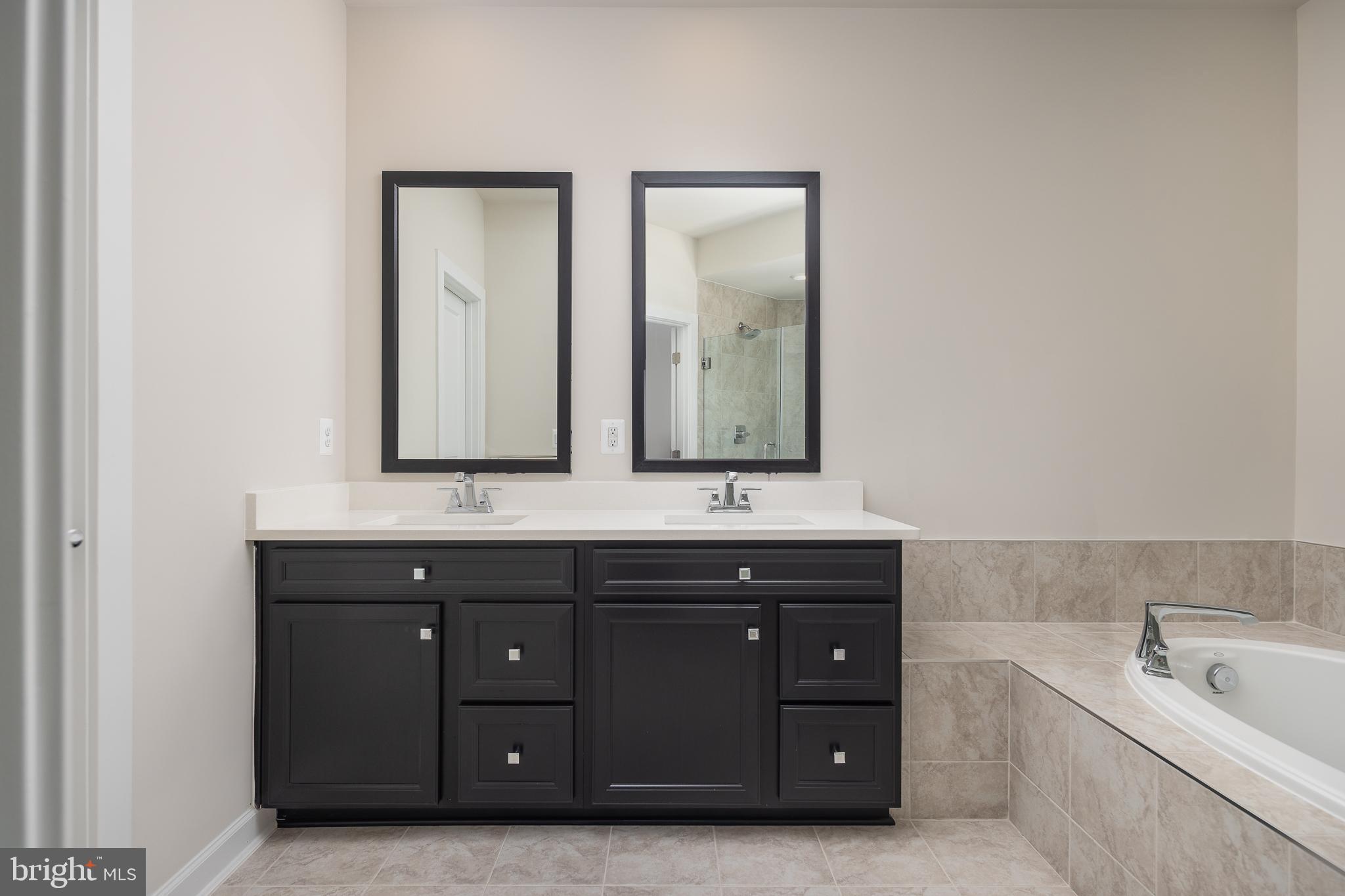 BOULEVARD VI TOWNS - Residential