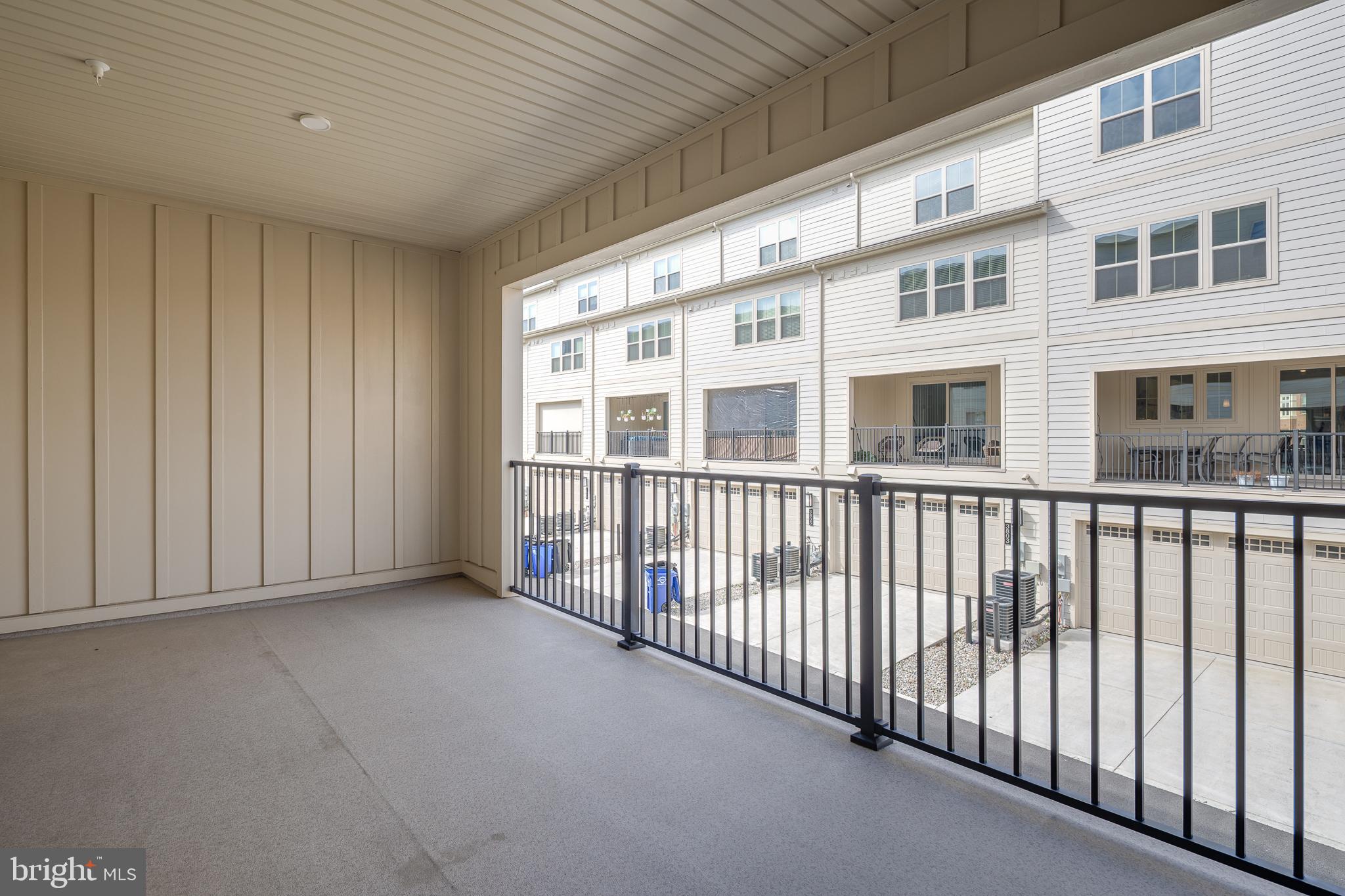 BOULEVARD VI TOWNS - Residential