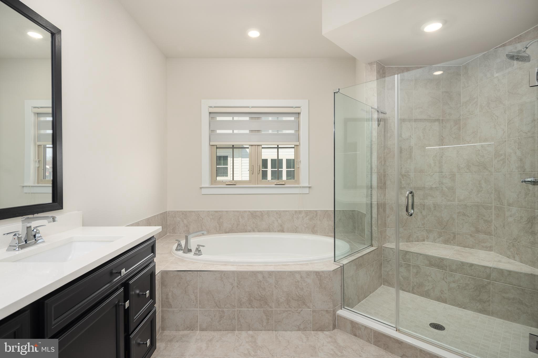 BOULEVARD VI TOWNS - Residential