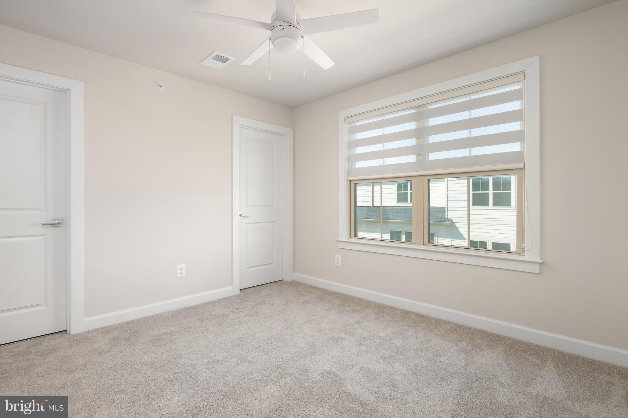 BOULEVARD VI TOWNS - Residential