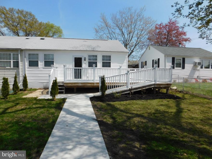 Cute Duplex in Potomac Heights/Coop.  Remodeled in last 3 years.  Fresh paint & professionally cleaned carpets.  Open floor plan w/2 bedrooms and one full bathroom.  Nice size kitchen with breakfast nook.  Large wrap around deck.  Front deck 26 X 10, side deck 16 X 6.  End Unit.  Handicapped accessible w/ramp.   Coop fee covers water, sewer, trash, property taxes and more.