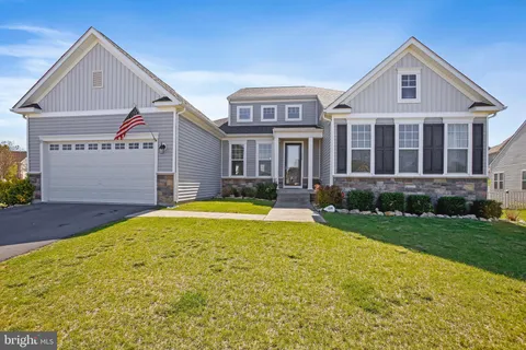 139 Okanagan Drive, Charles Town, WV MLS: WVJF2016896
